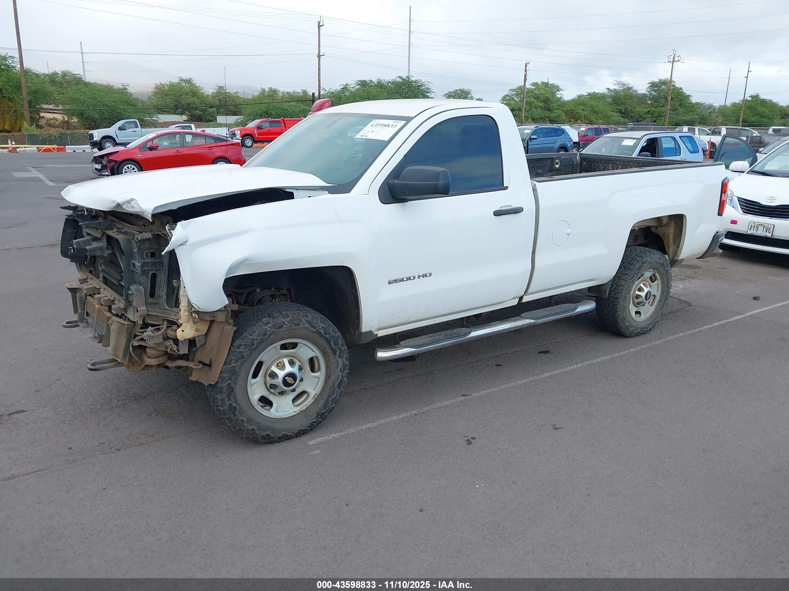 CHEVROLET SILVERADO image 2