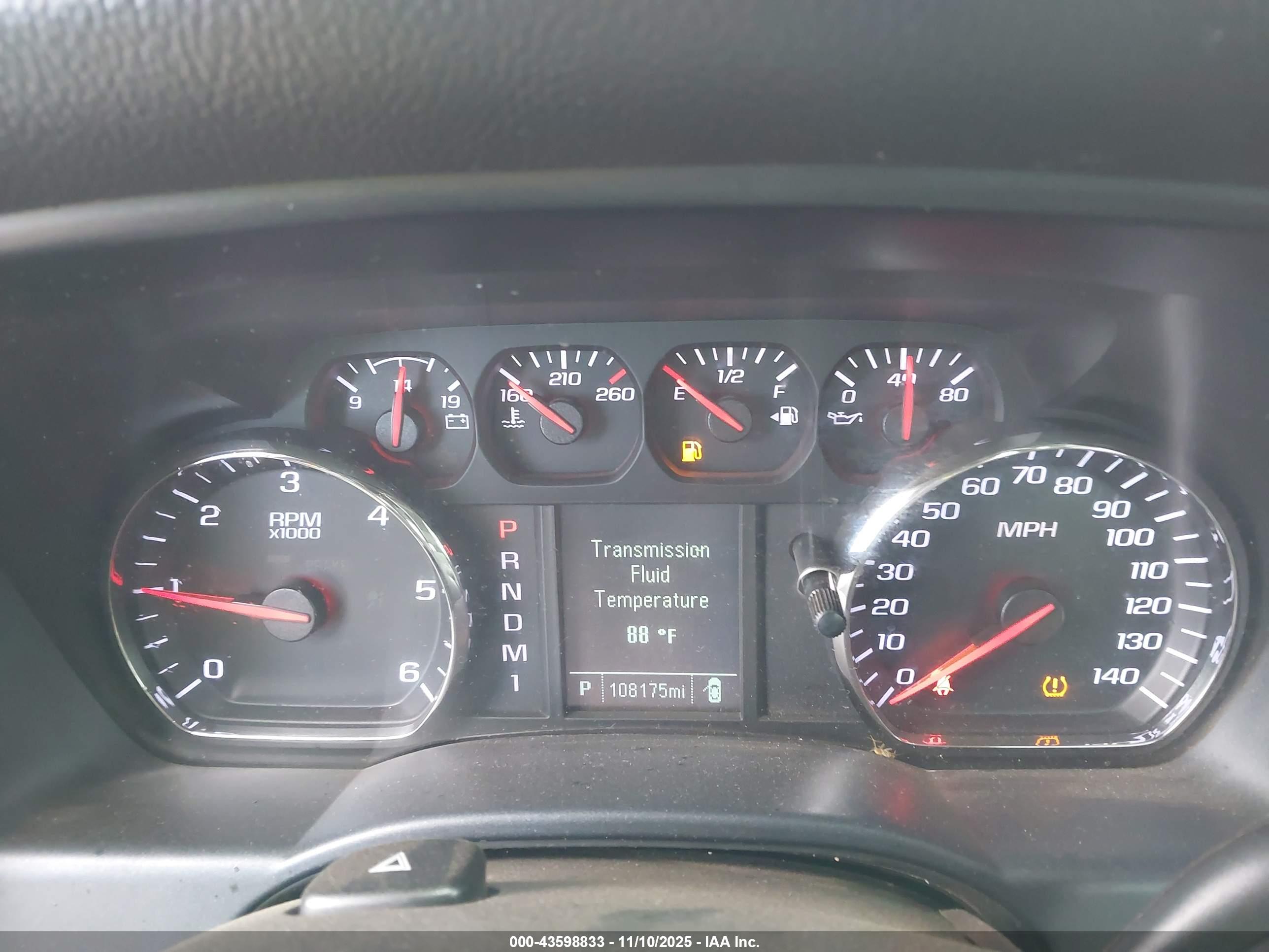 CHEVROLET SILVERADO image 7