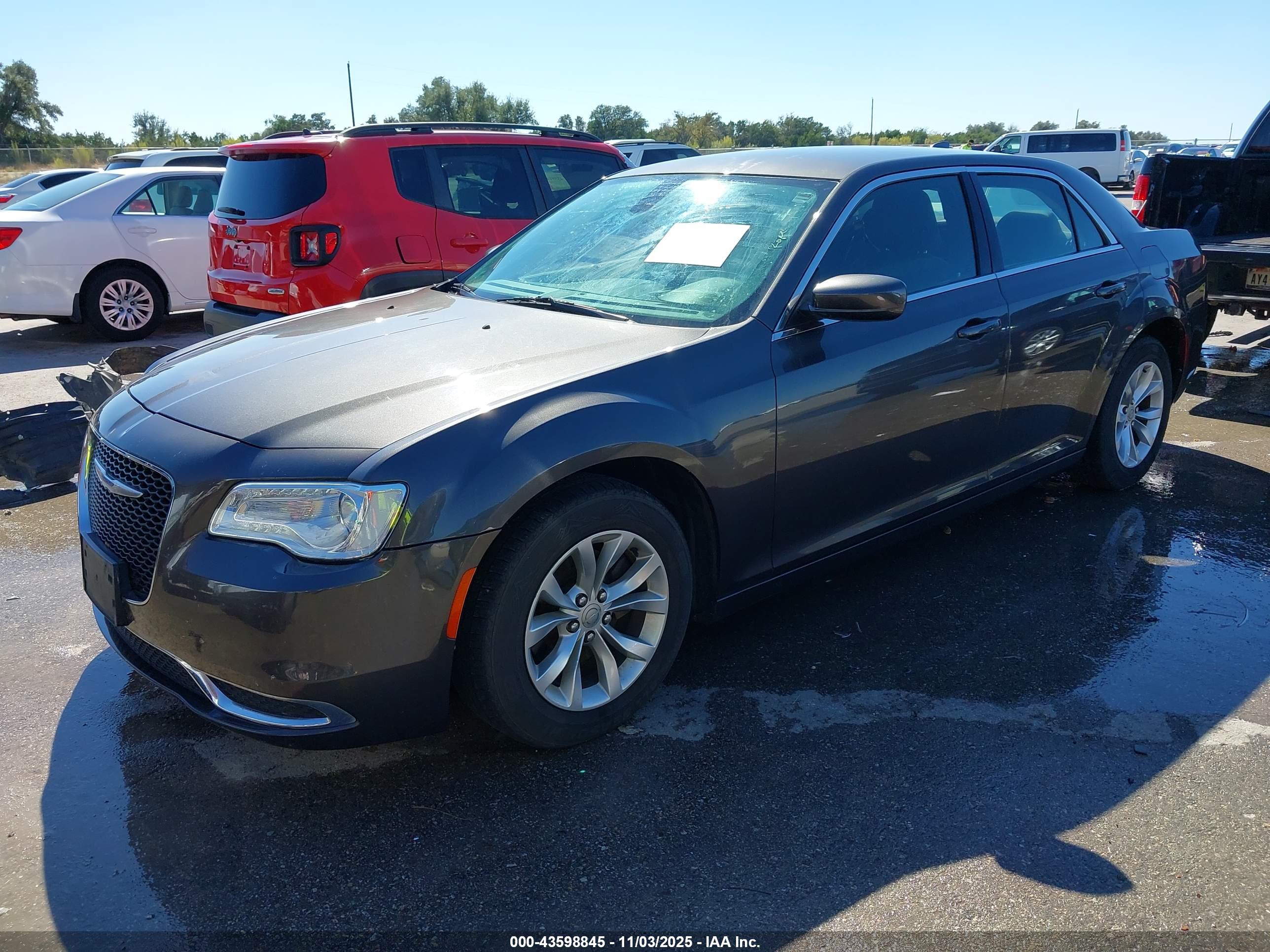 CHRYSLER 300 image 2