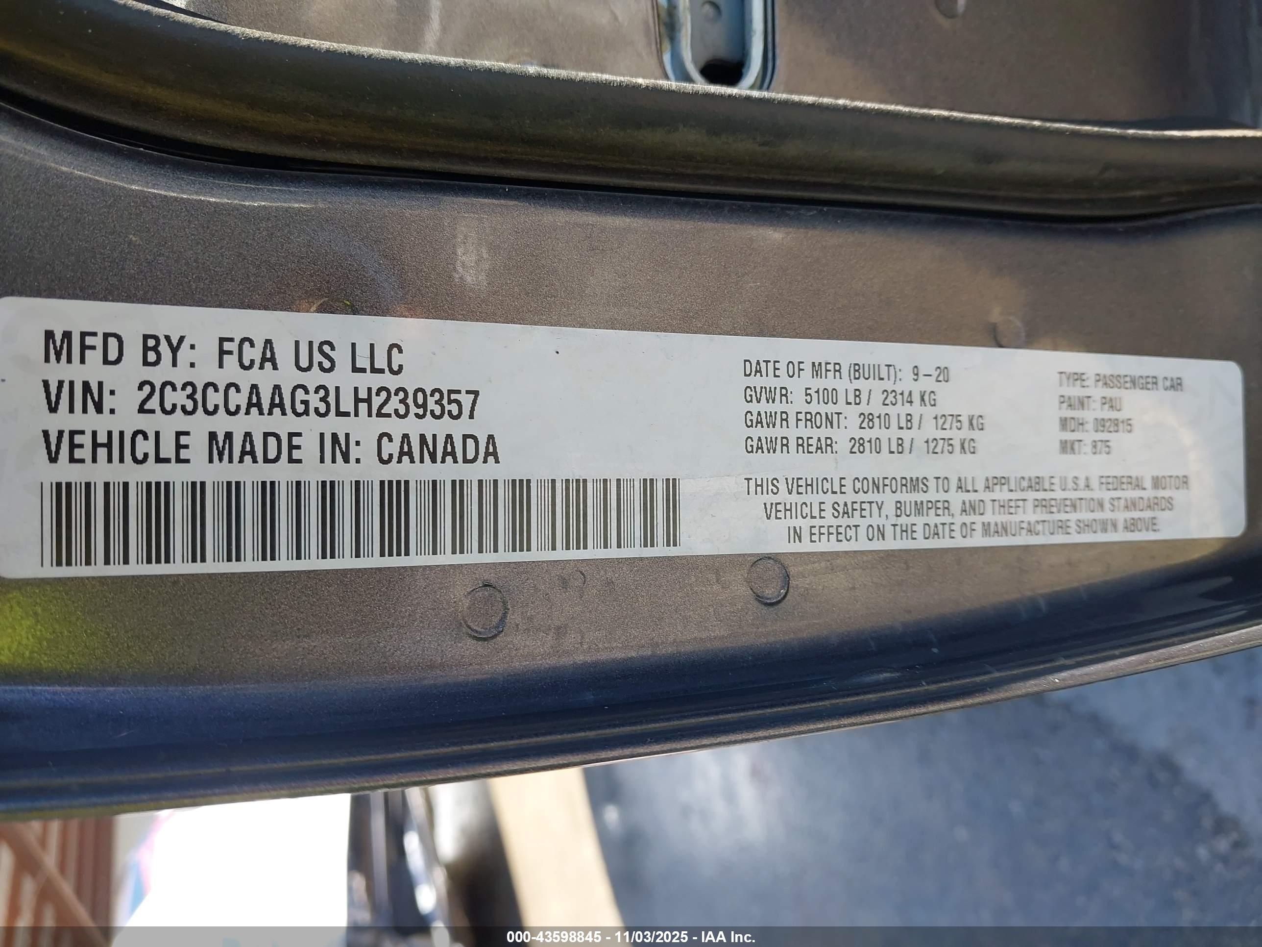 CHRYSLER 300 image 9