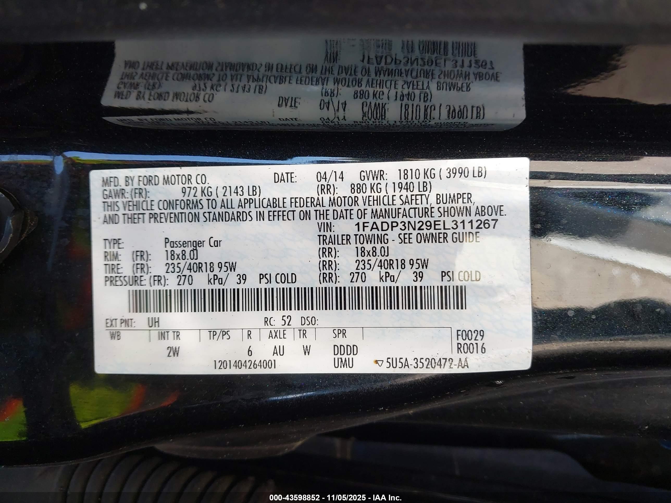 FORD FOCUS image 9