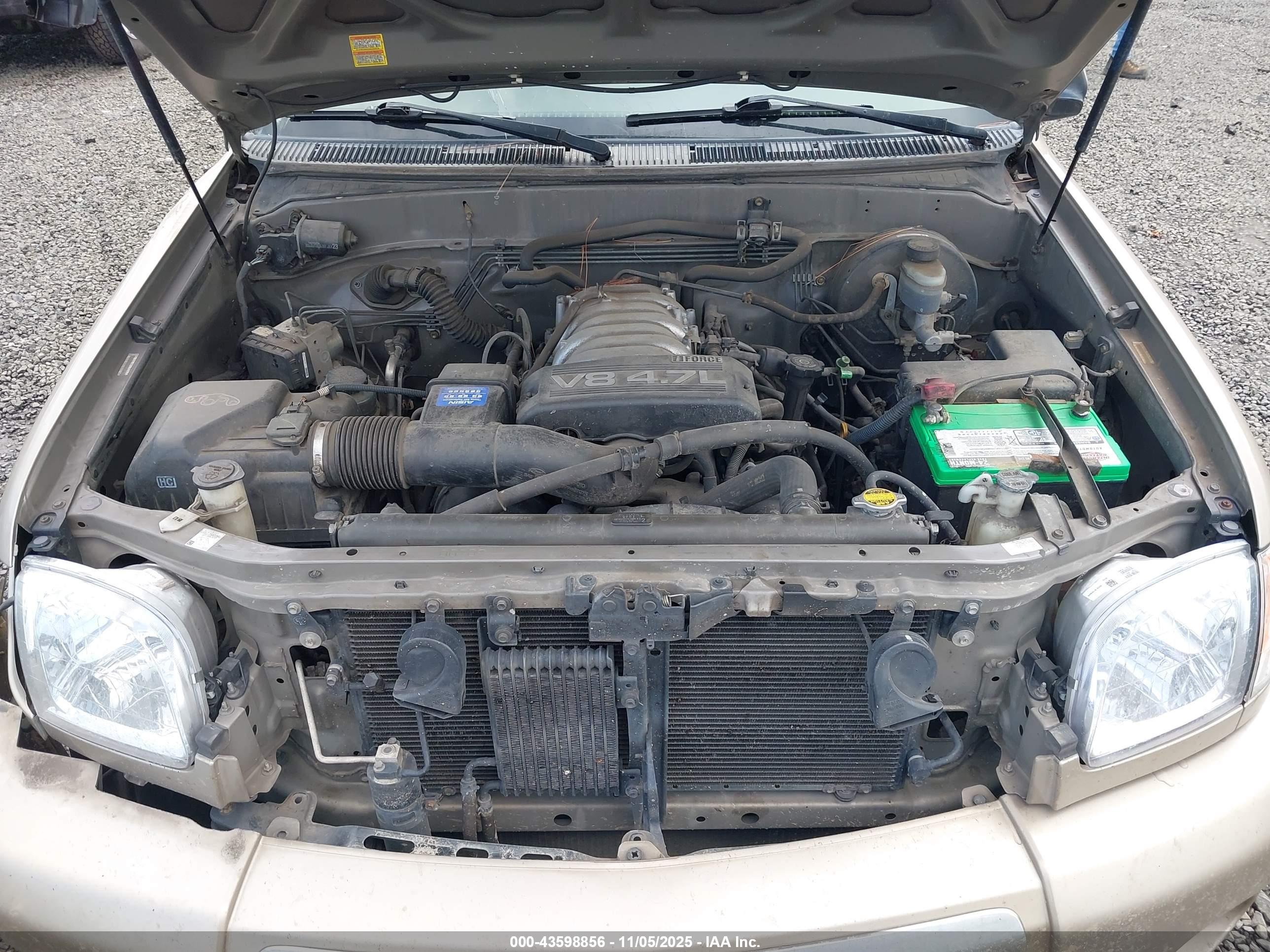 TOYOTA TUNDRA image 10