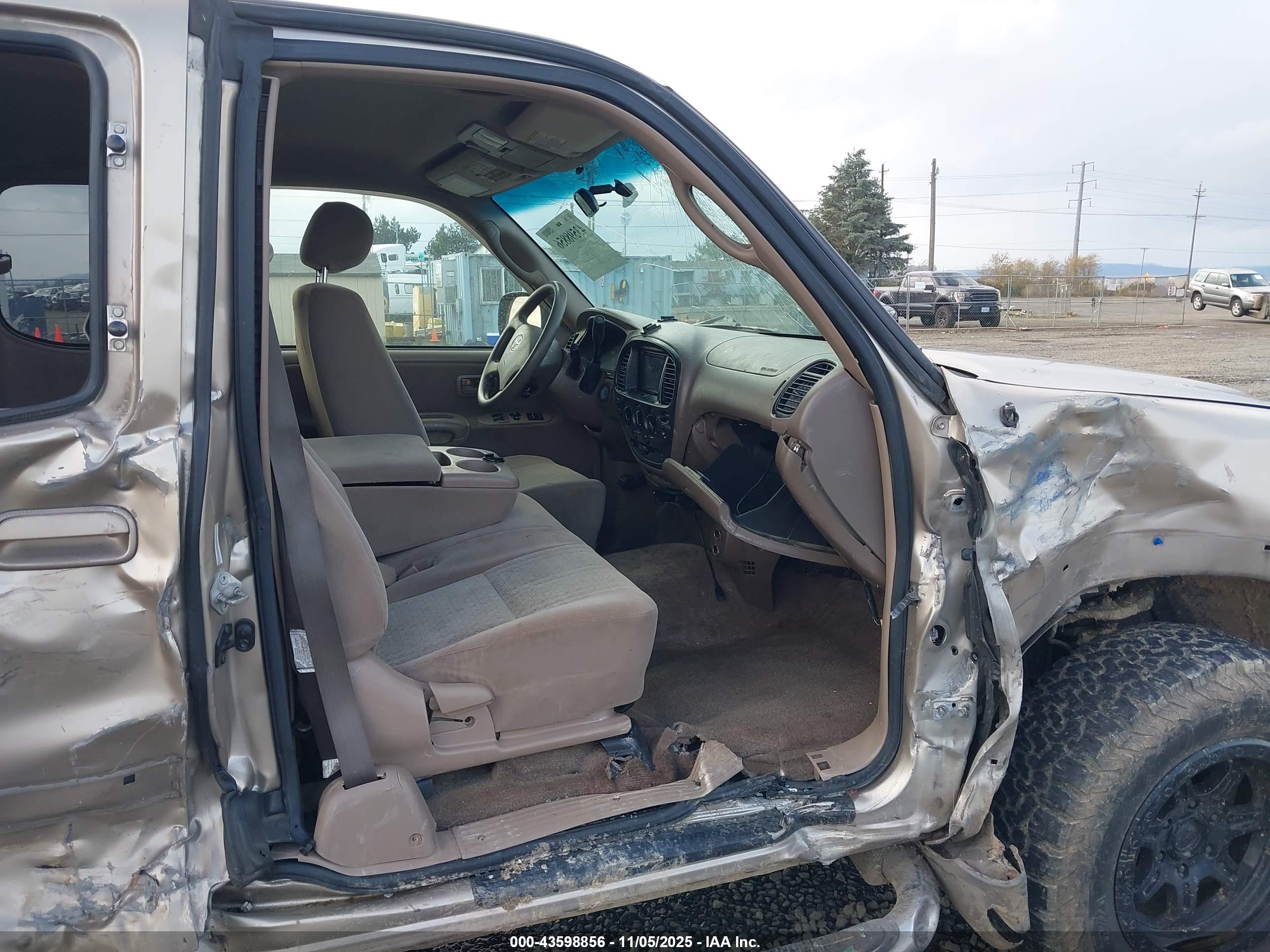 TOYOTA TUNDRA image 5
