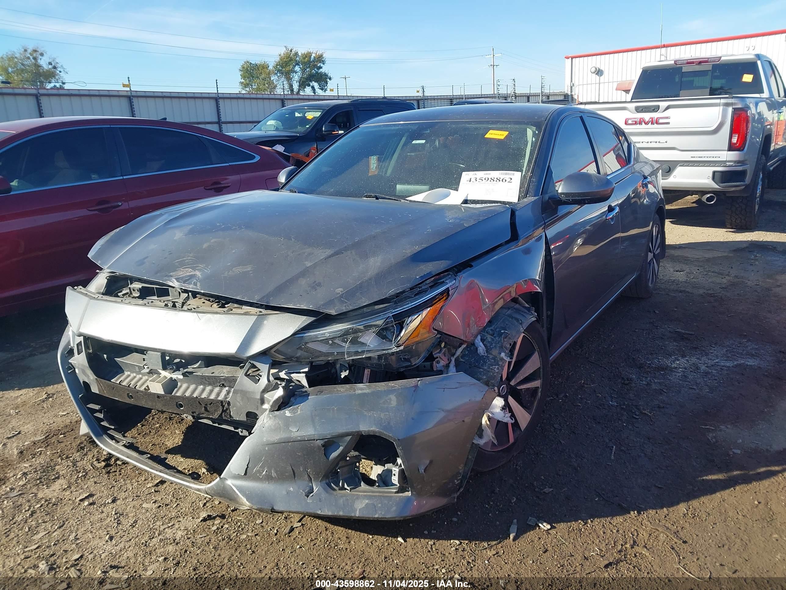 NISSAN ALTIMA image 6