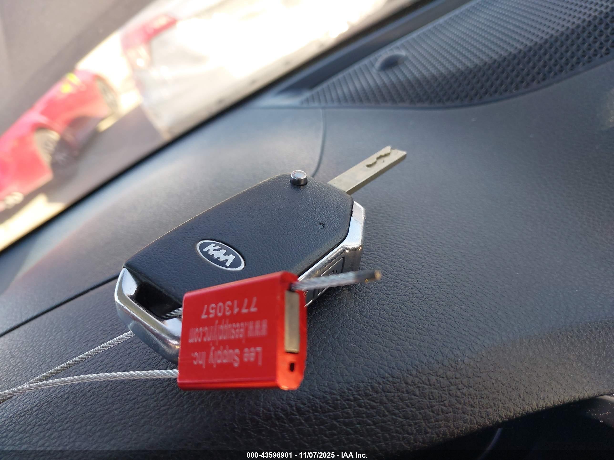 KIA SELTOS image 11