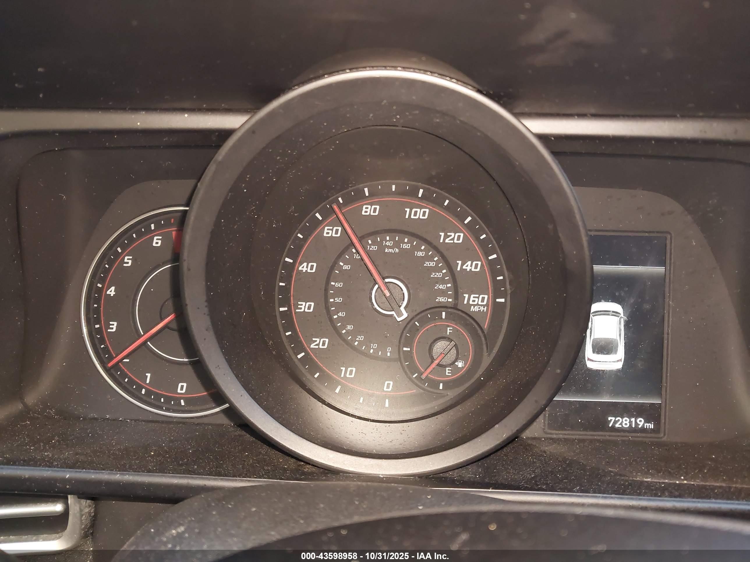 HYUNDAI ELANTRA image 7