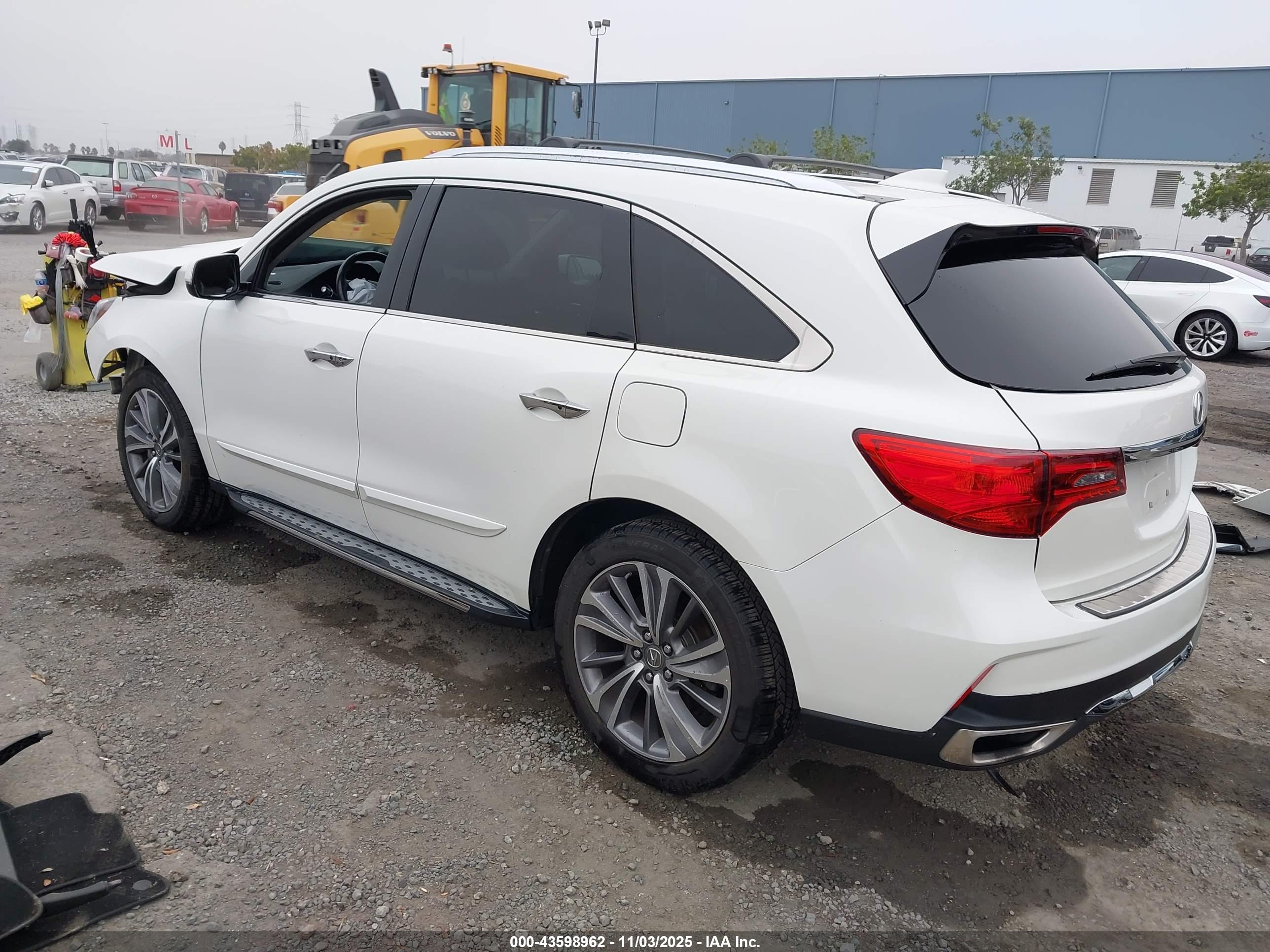 ACURA MDX image 3