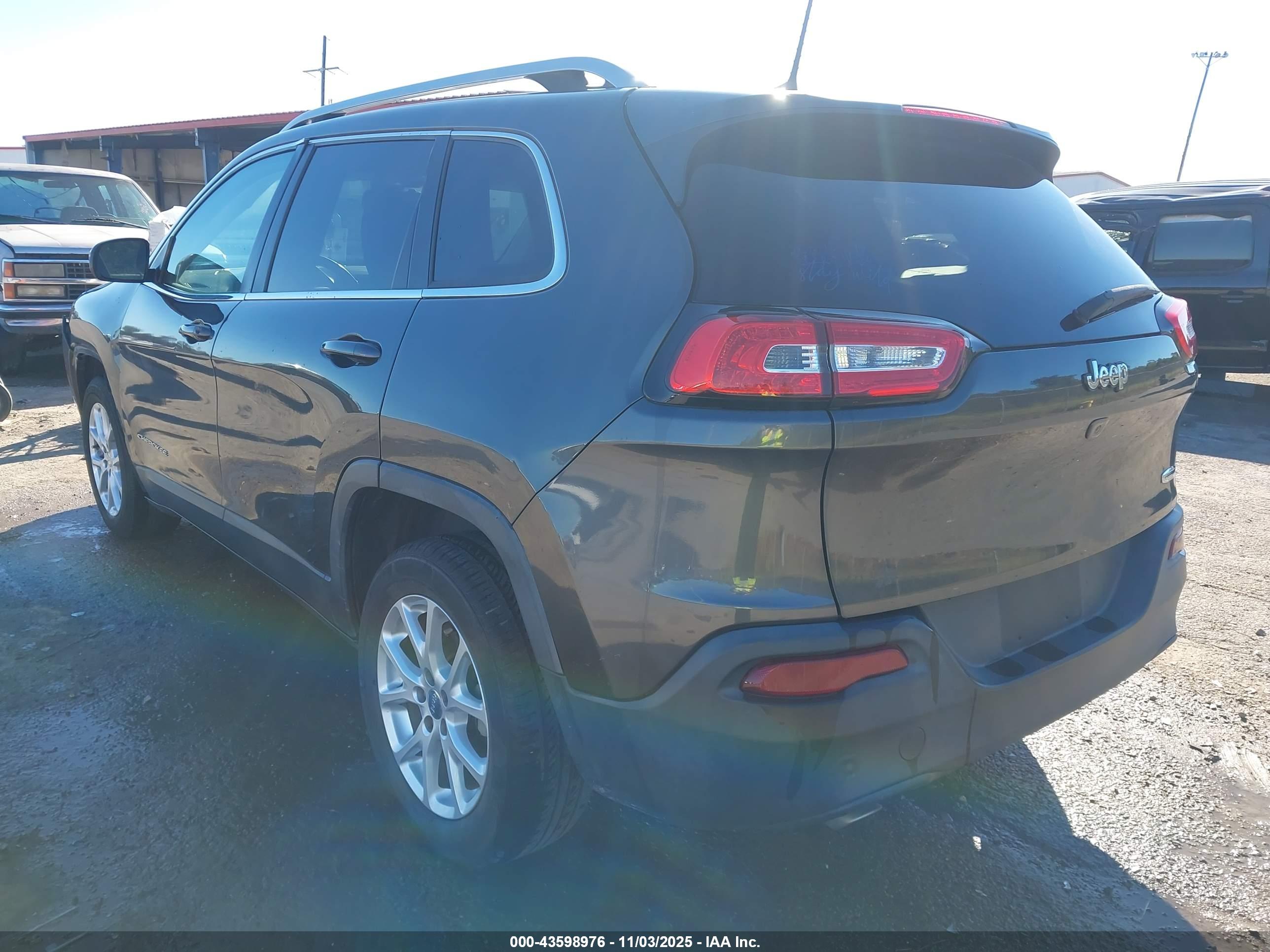 JEEP CHEROKEE image 3