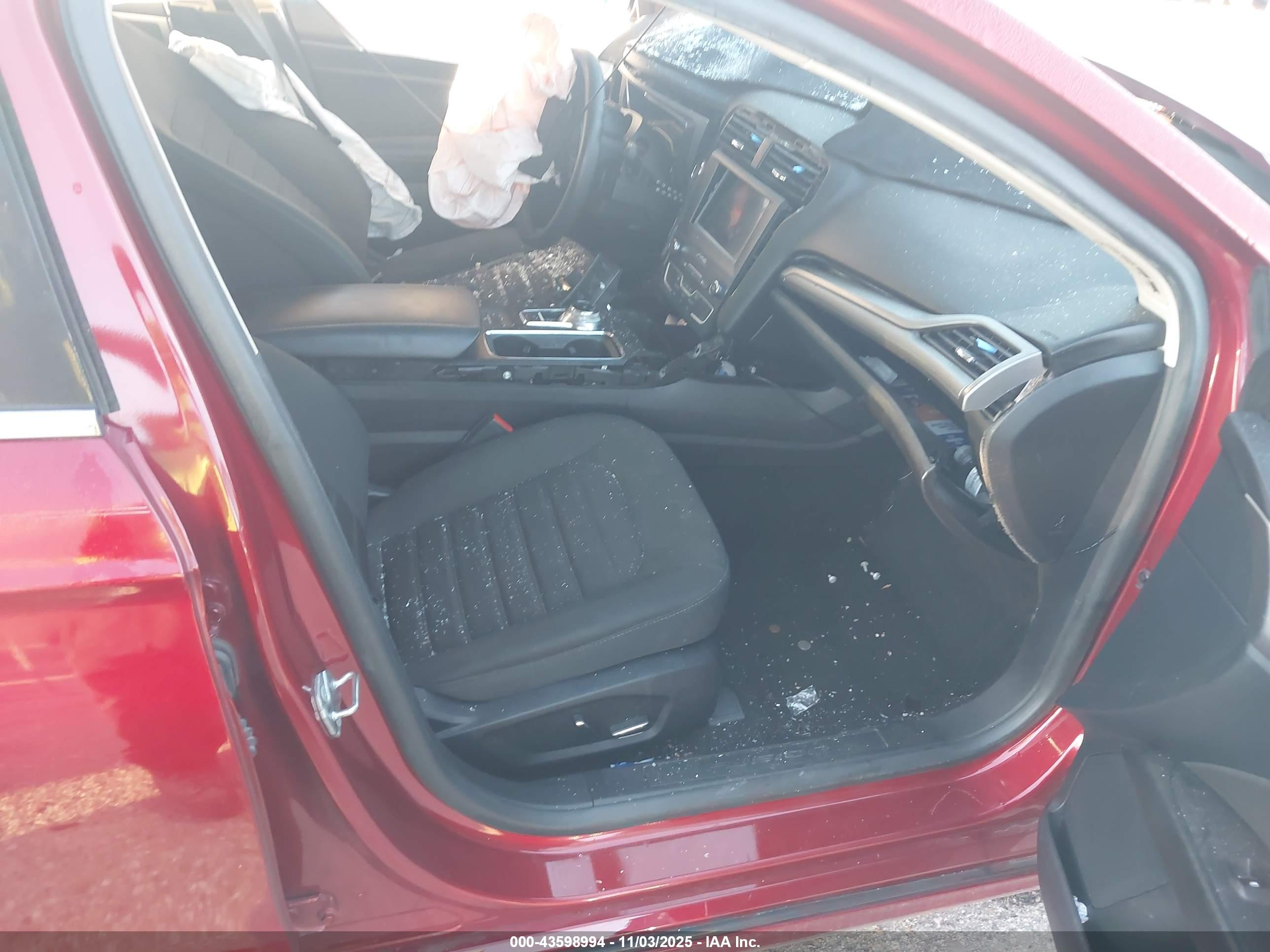 FORD FUSION image 5