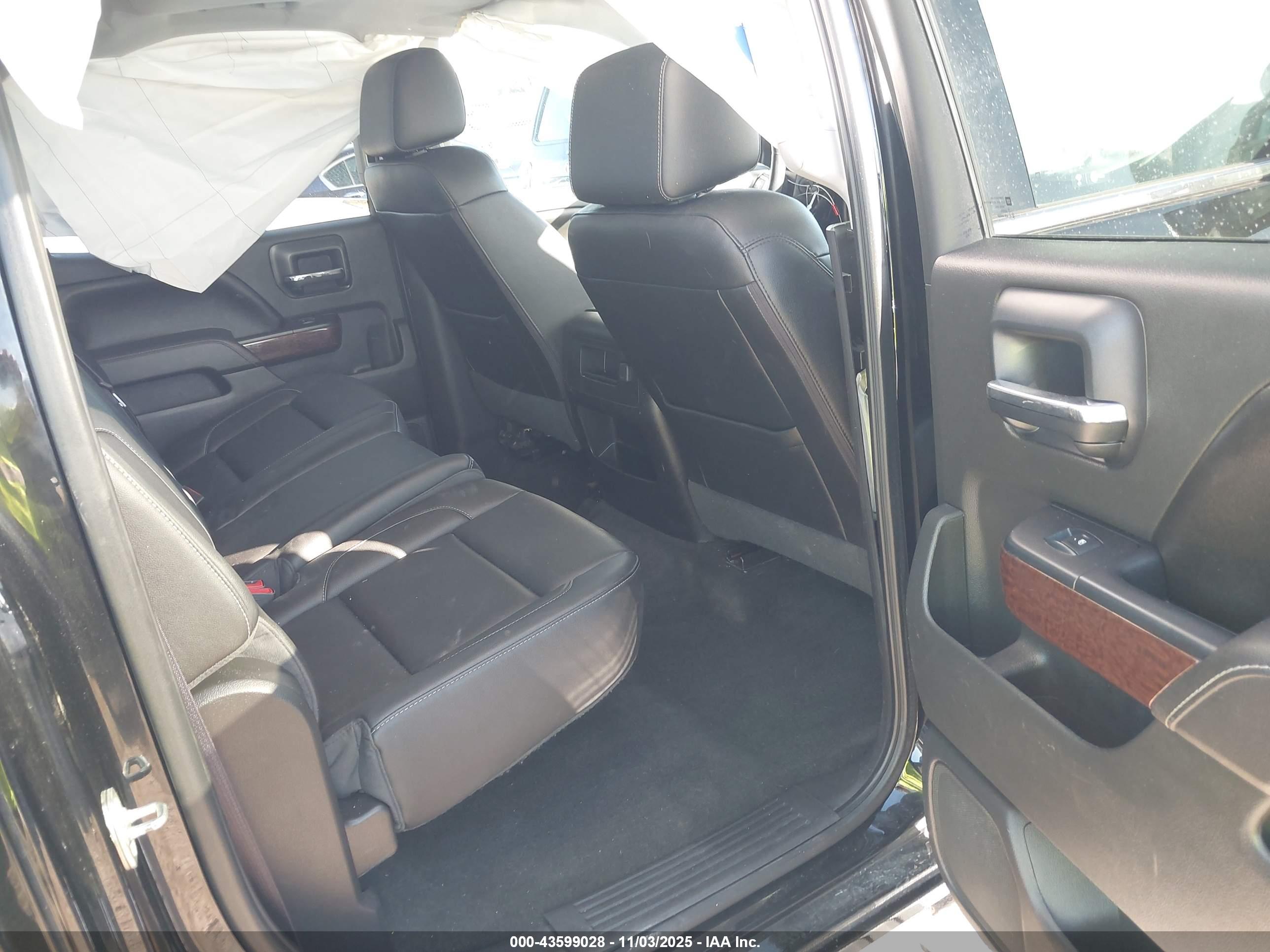GMC SIERRA image 8