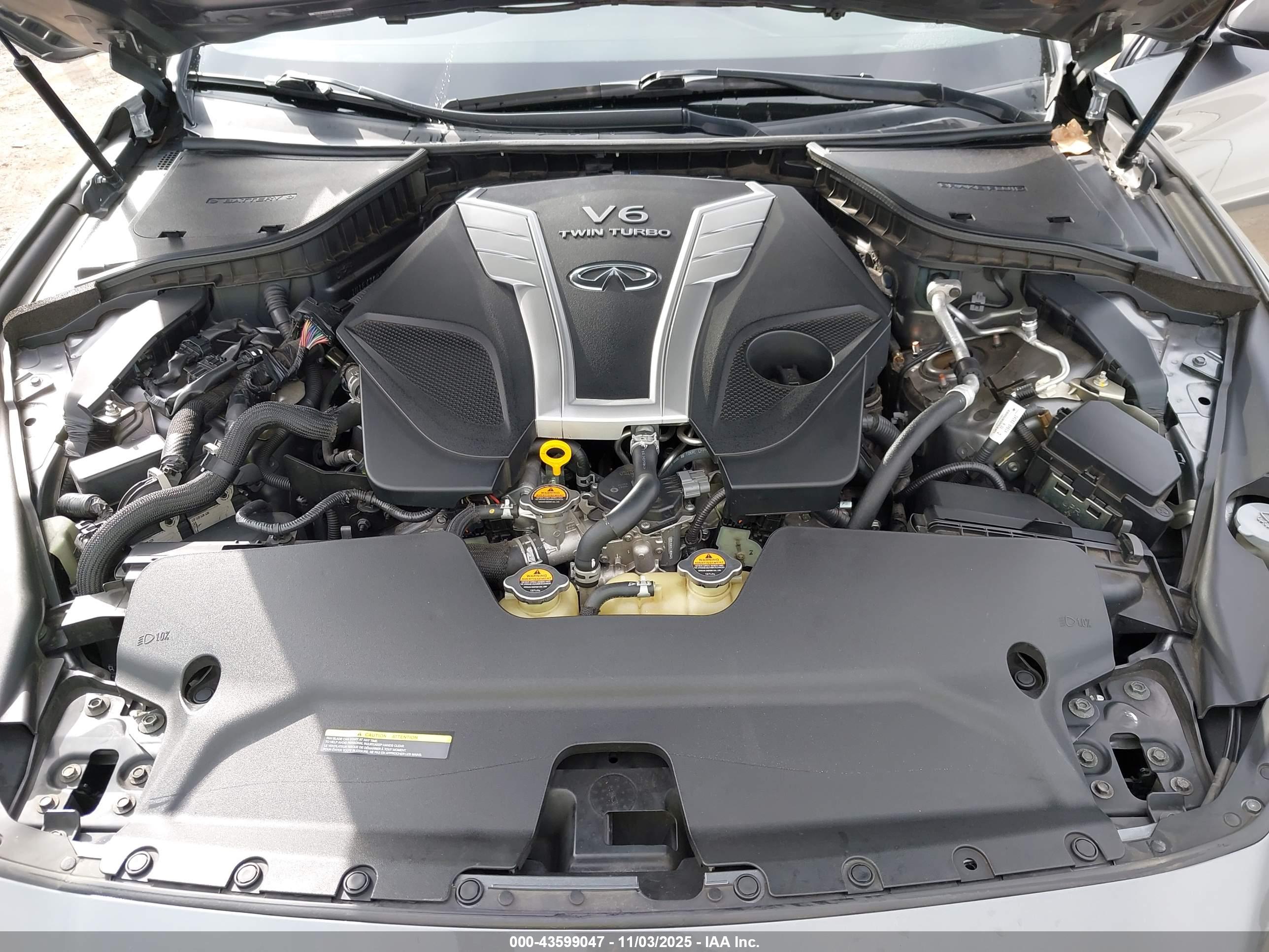 INFINITI Q50 image 10