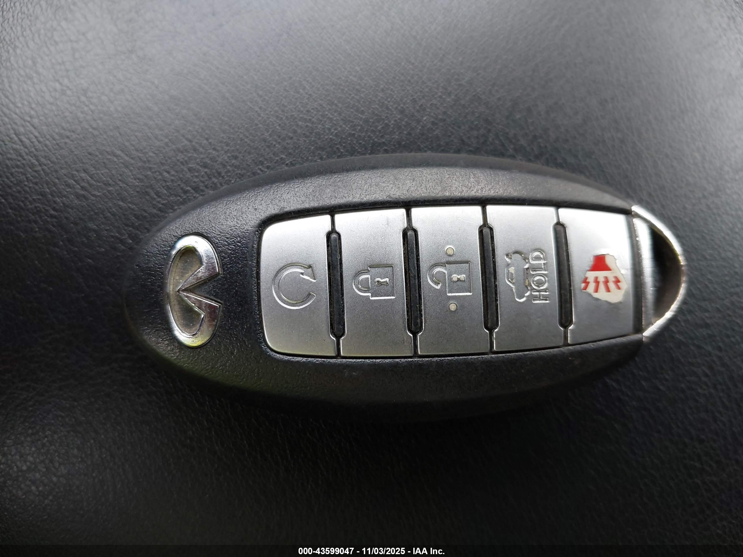 INFINITI Q50 image 11
