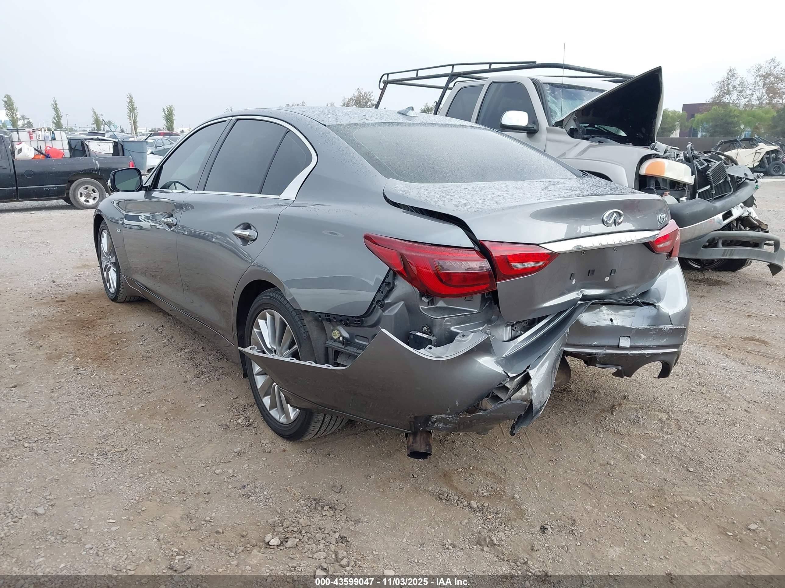 INFINITI Q50 image 3