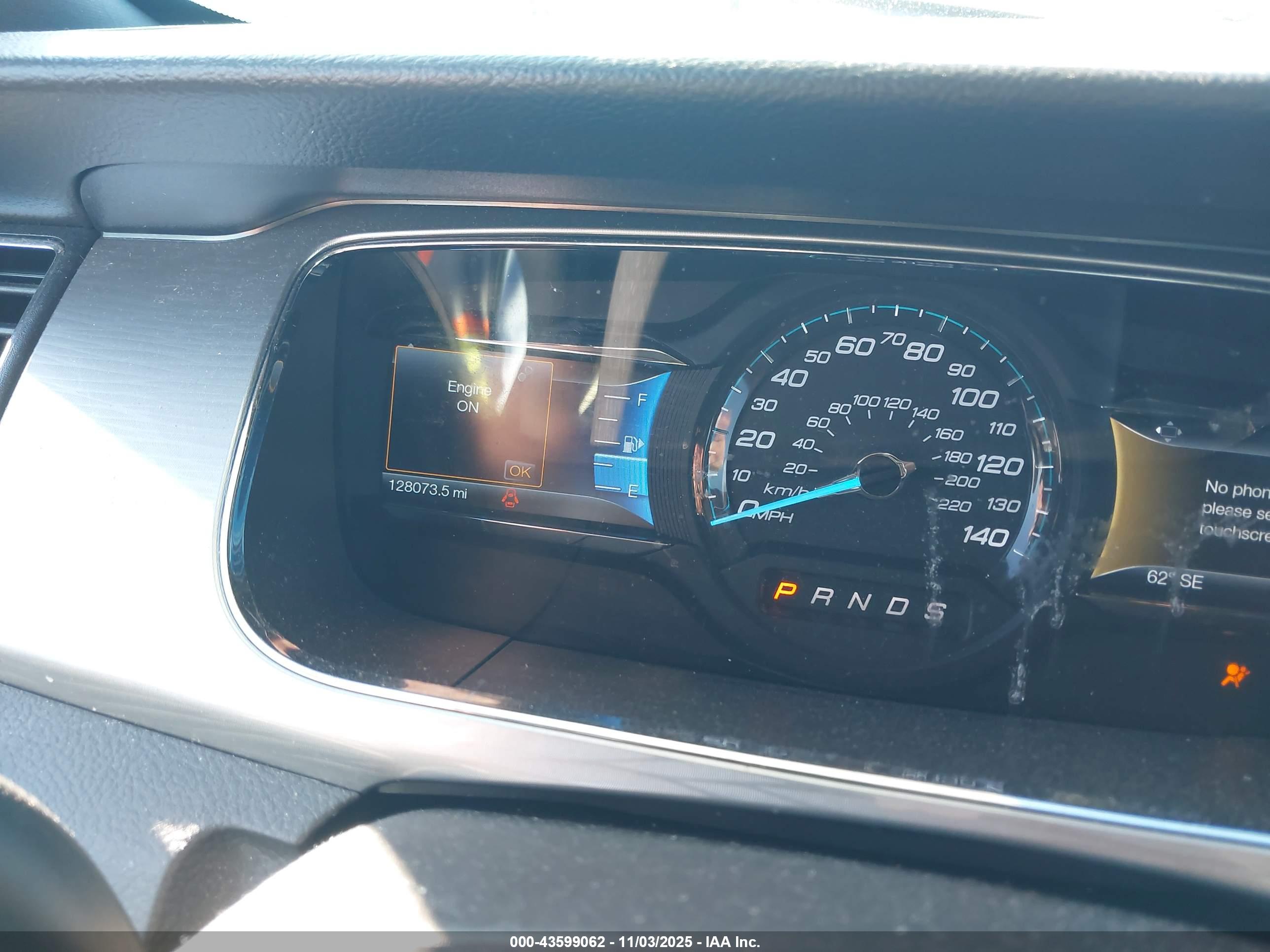 FORD TAURUS image 7