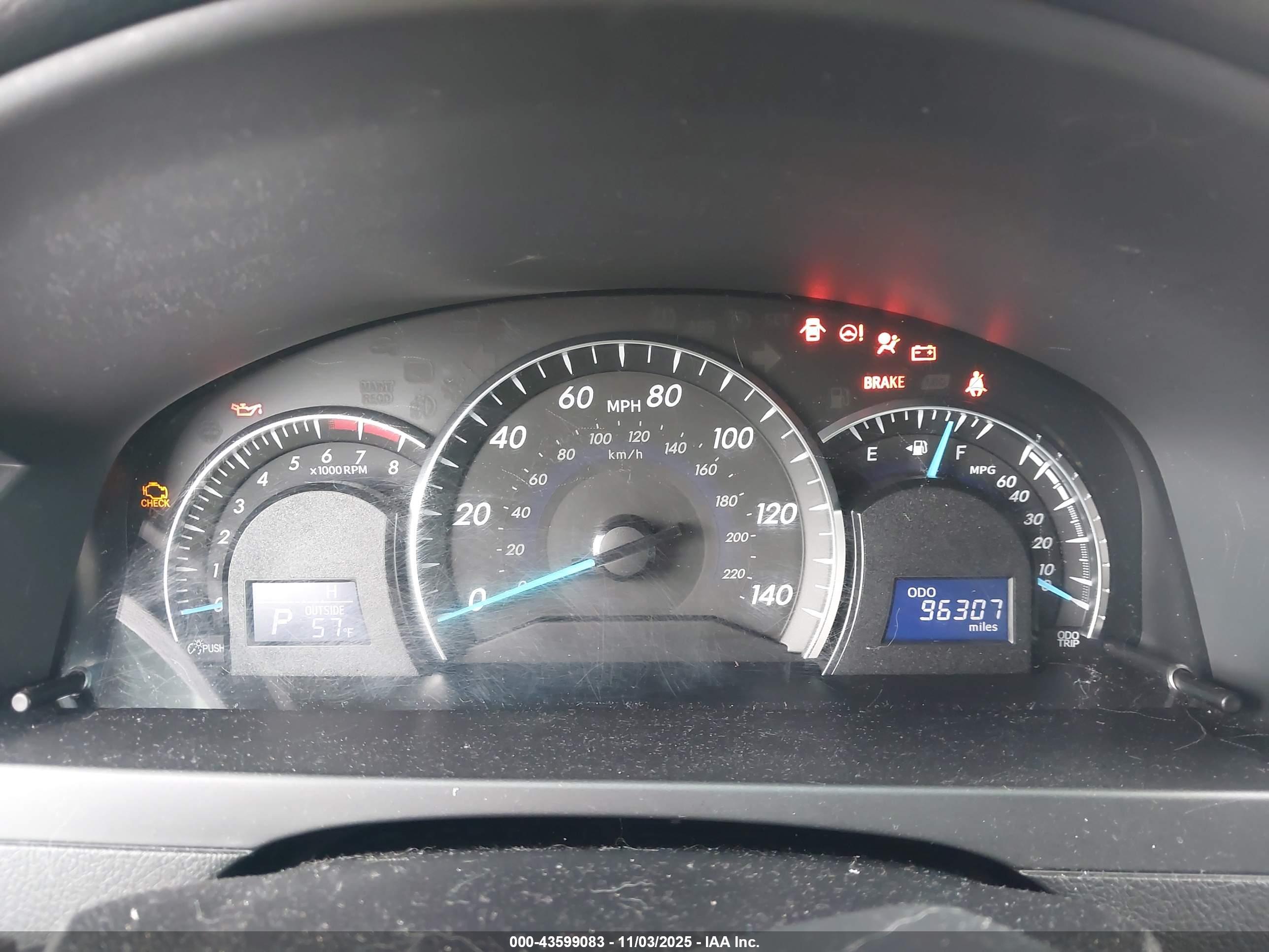 TOYOTA CAMRY image 7
