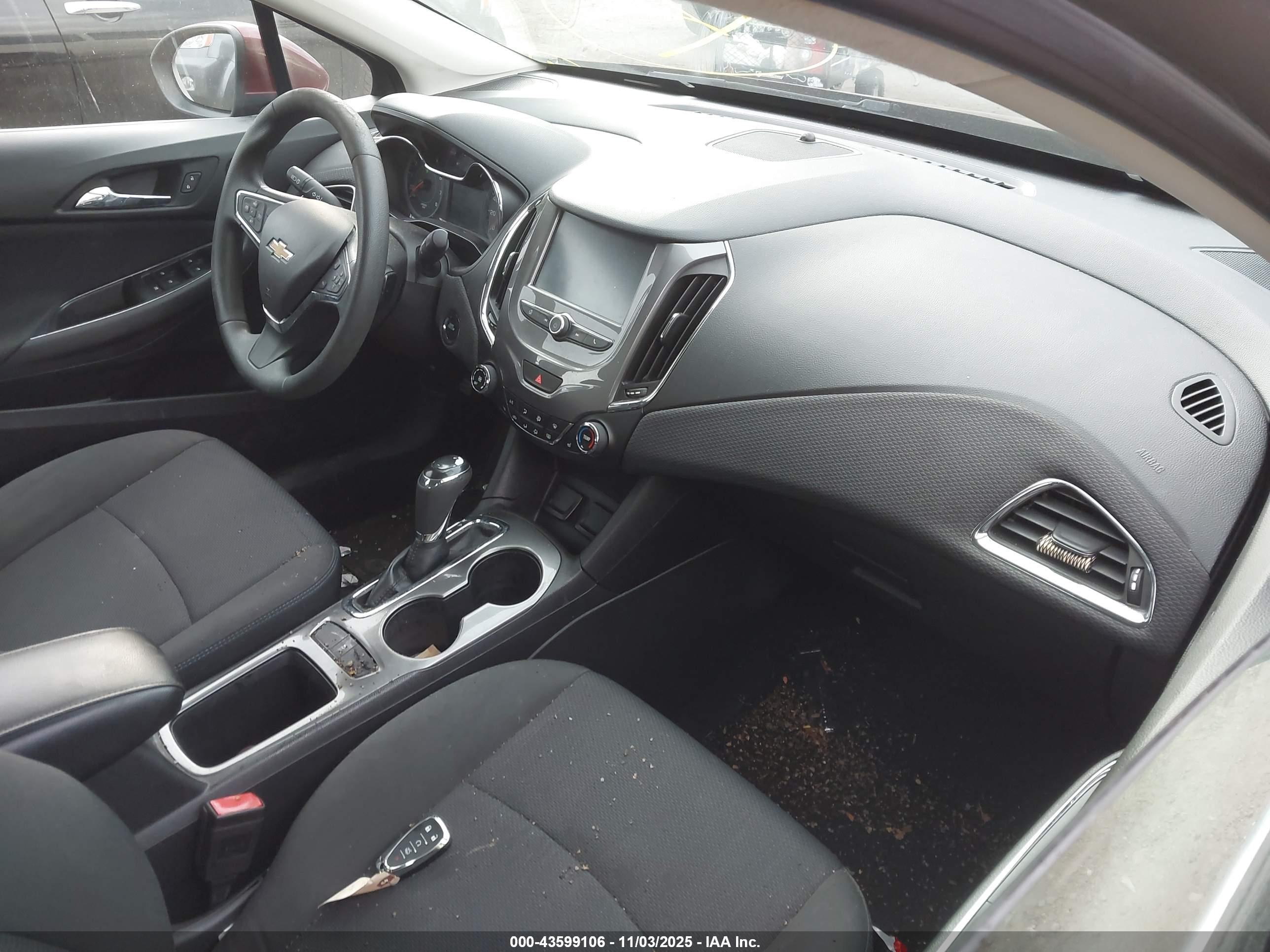 CHEVROLET CRUZE image 5