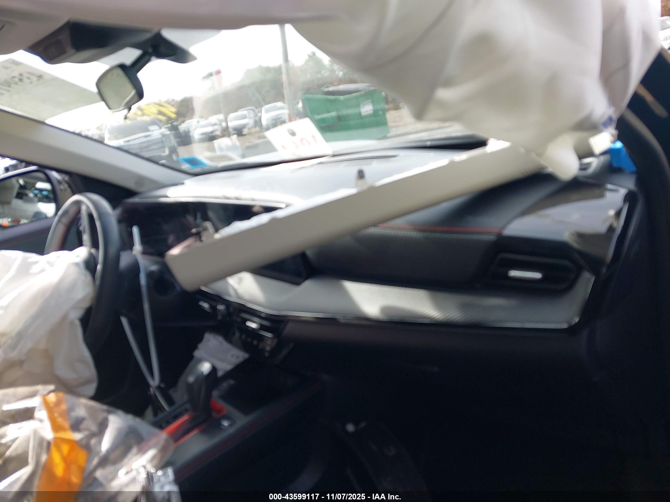 NISSAN KICKS image 5