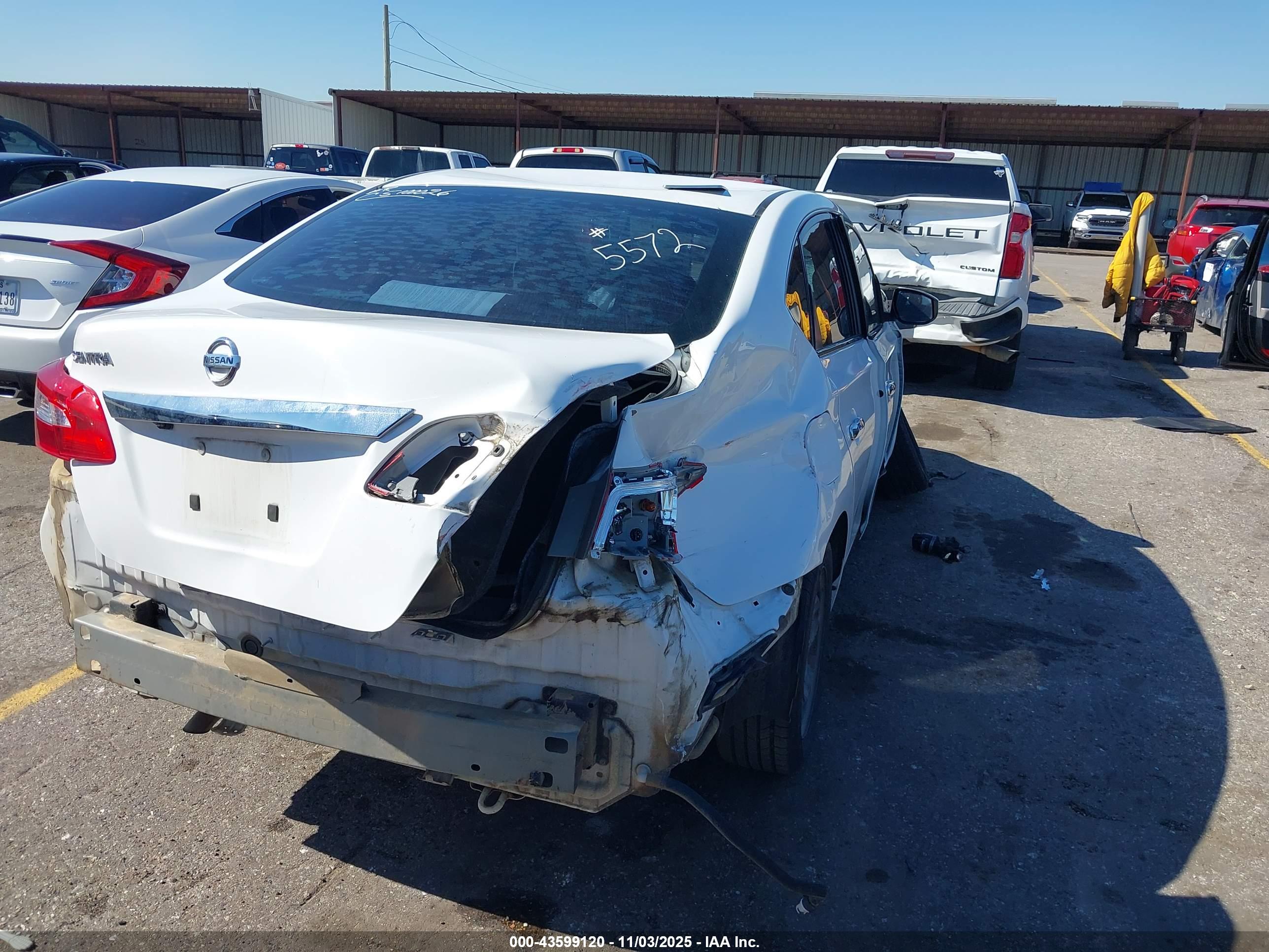 NISSAN SENTRA image 4