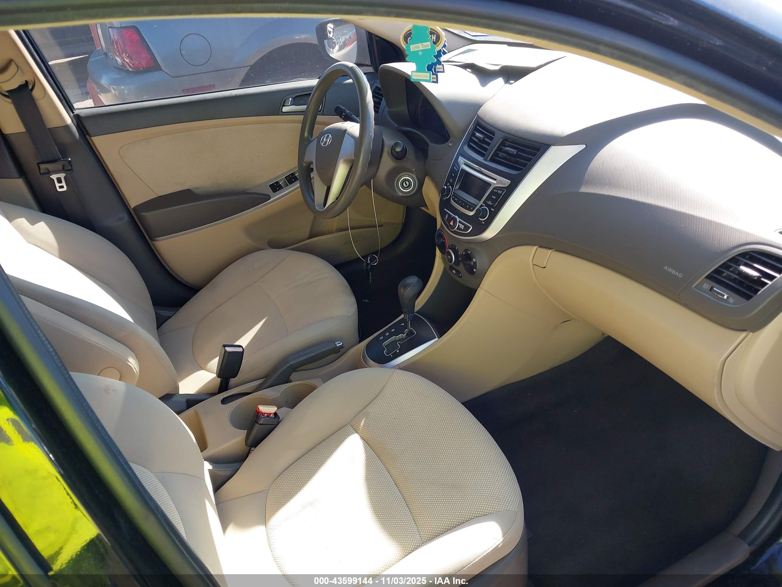 HYUNDAI ACCENT image 5