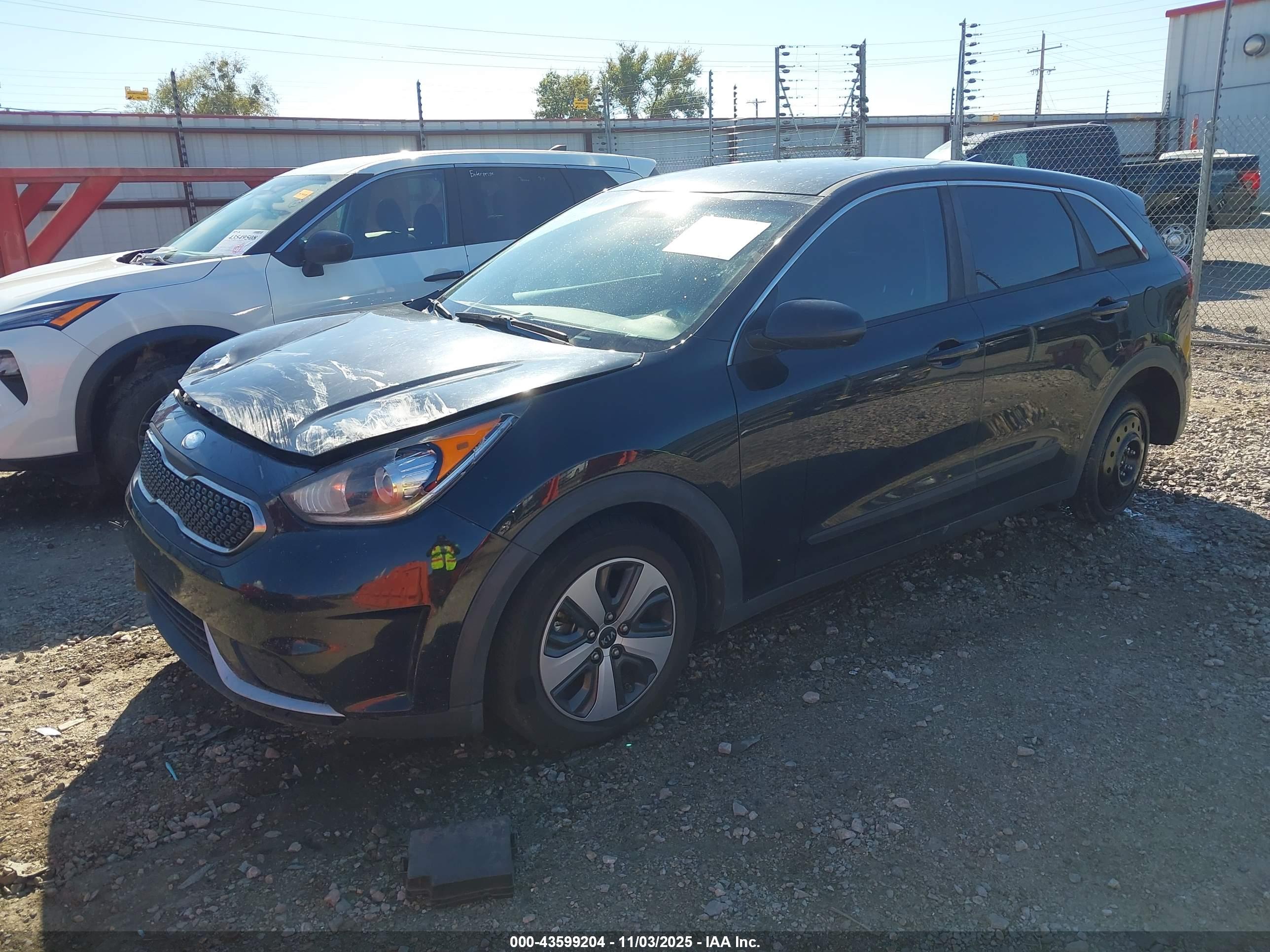 KIA NIRO image 2