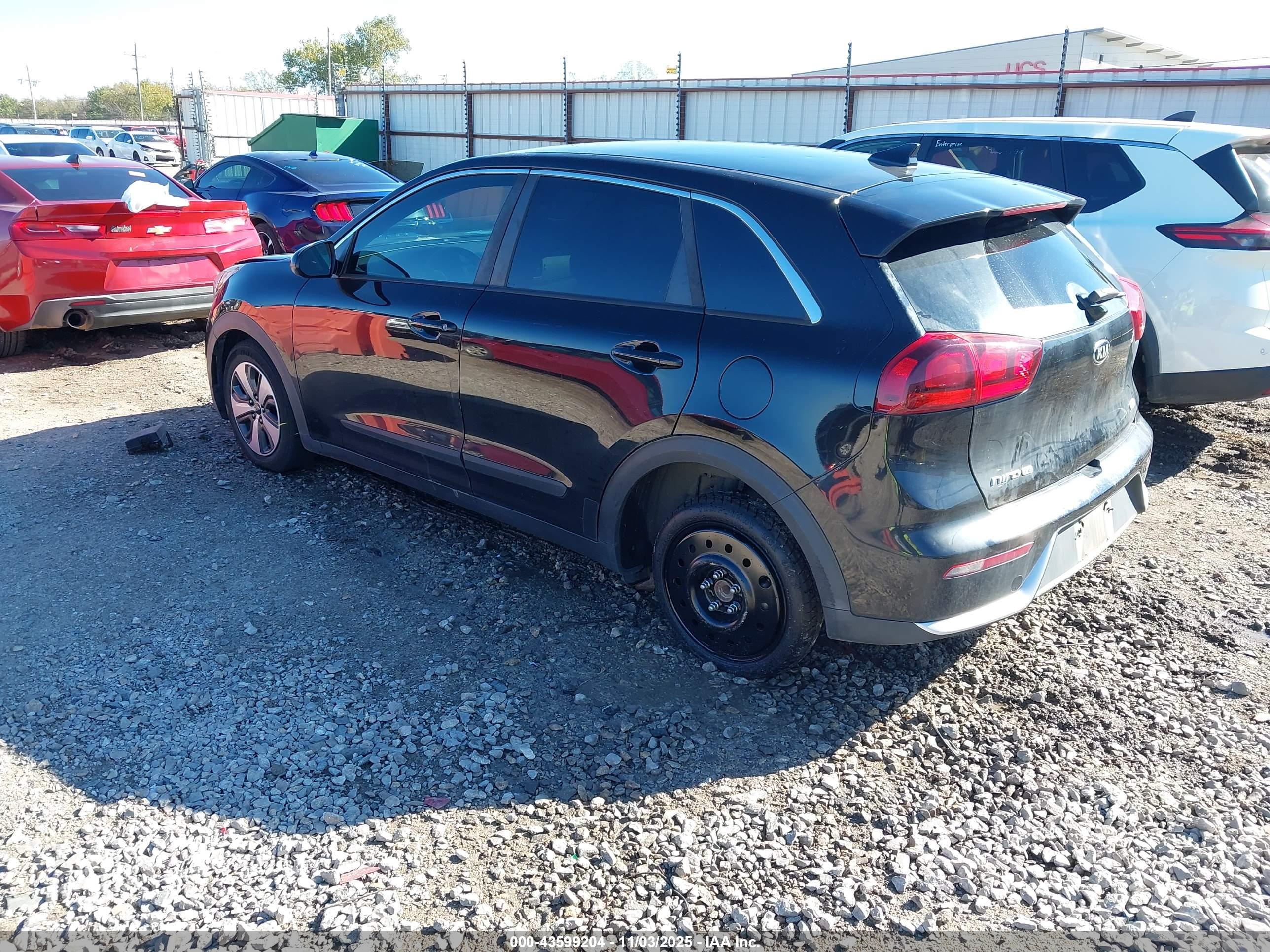 KIA NIRO image 3