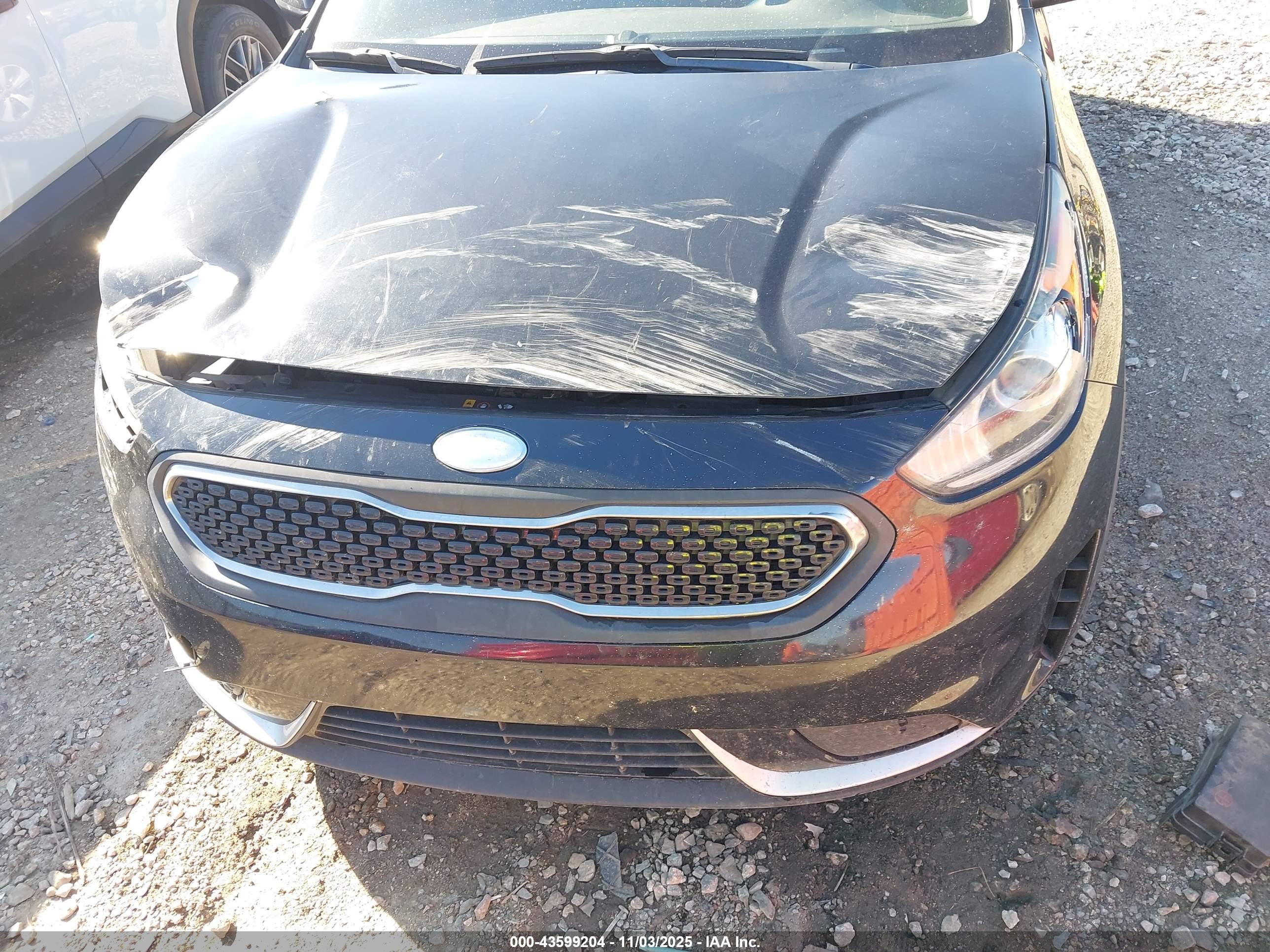 KIA NIRO image 6