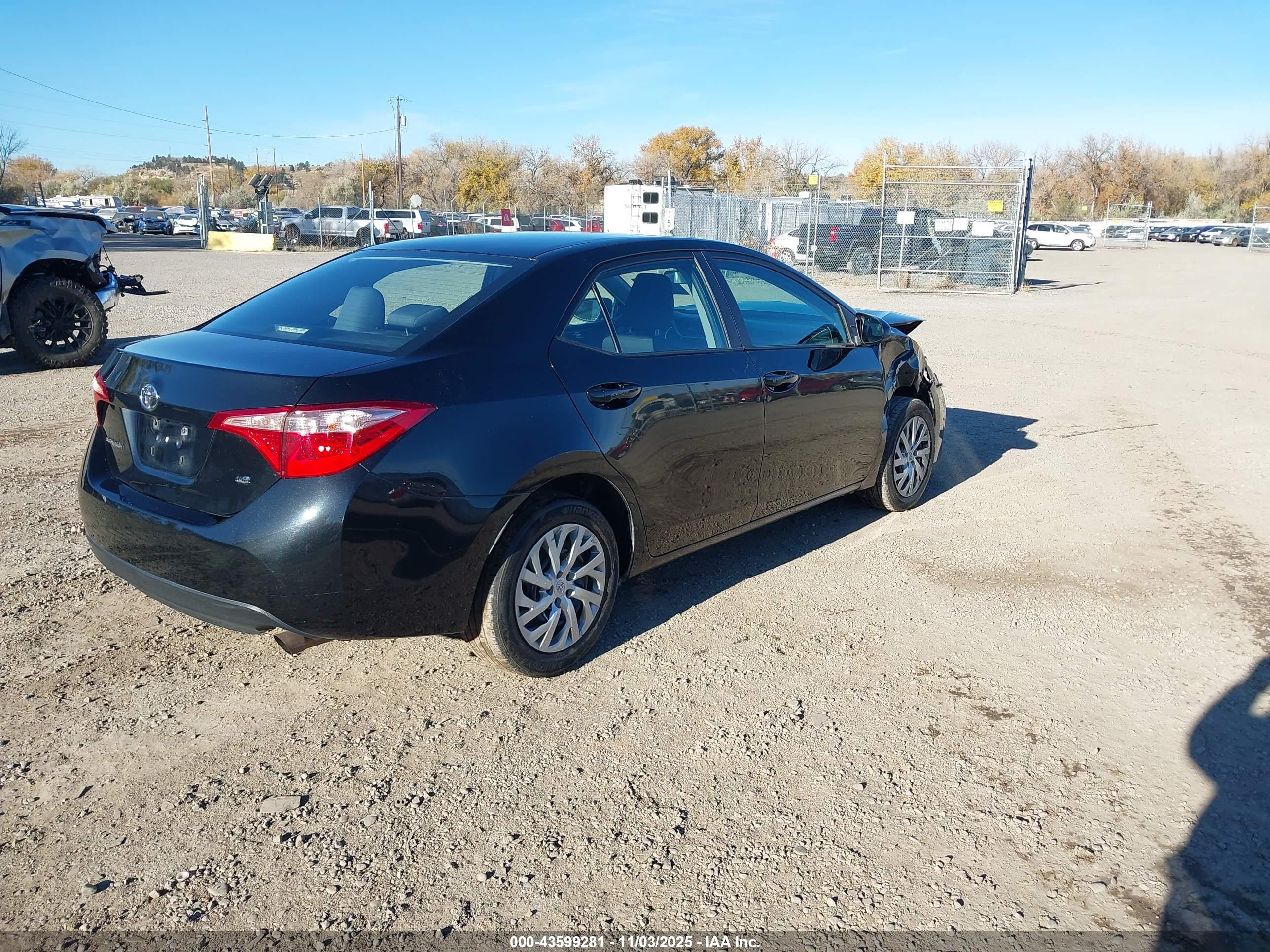 TOYOTA COROLLA image 4