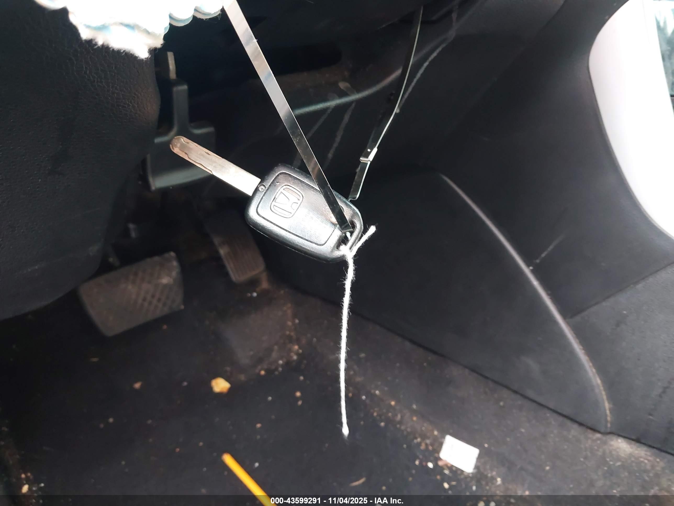 HONDA ACCORD image 11