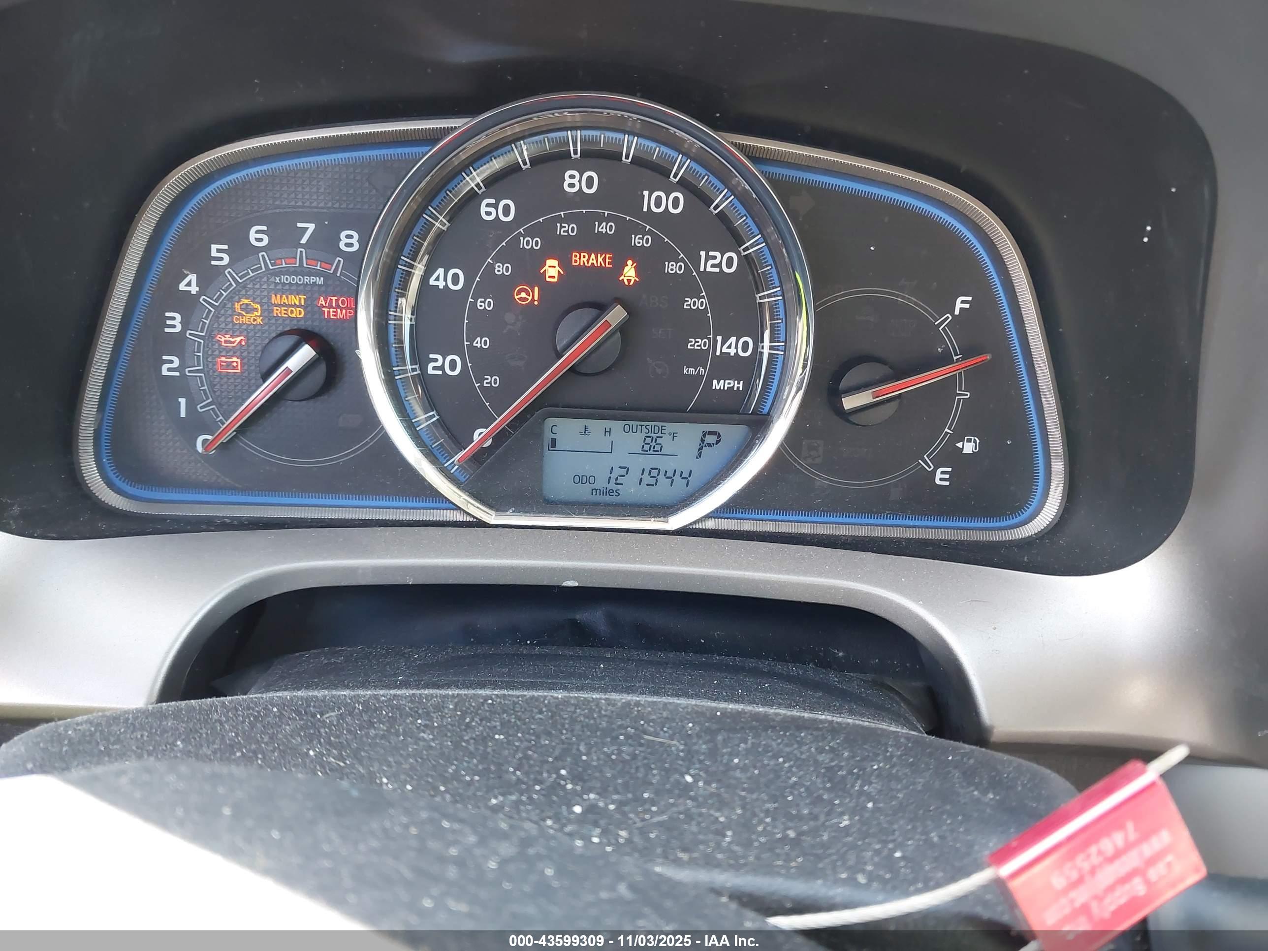 TOYOTA RAV4 image 7