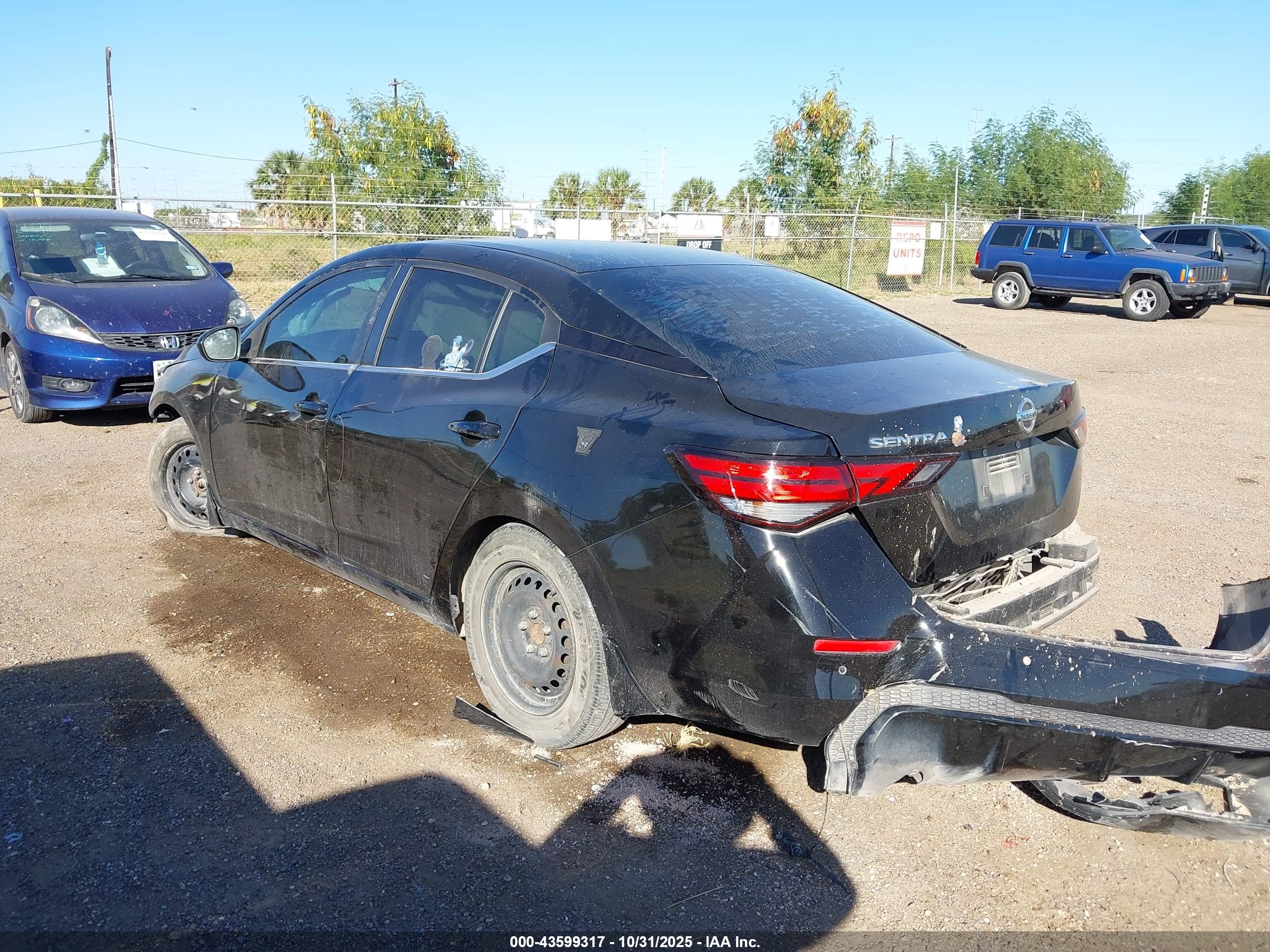 NISSAN SENTRA image 3