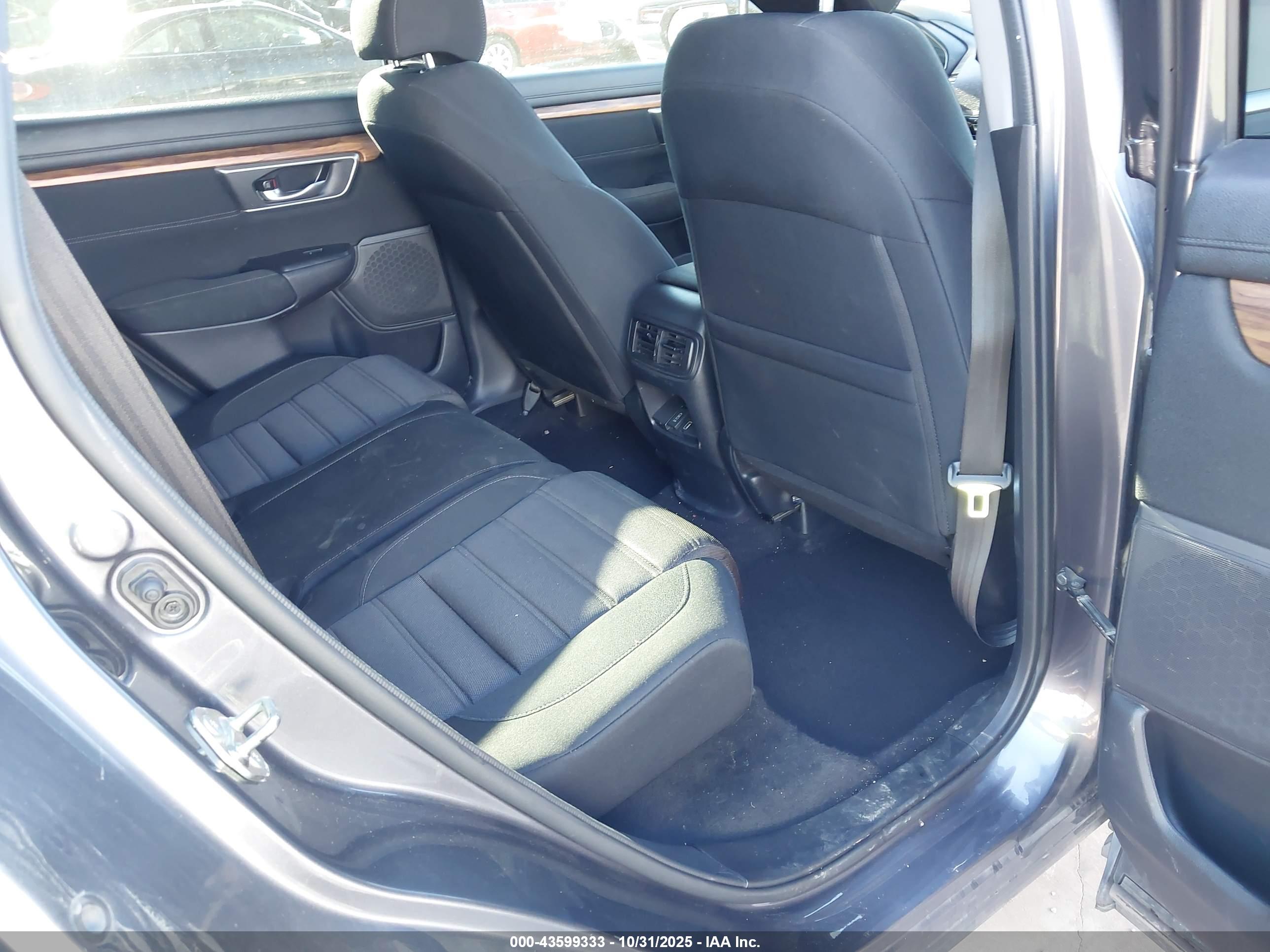 HONDA CR-V image 8