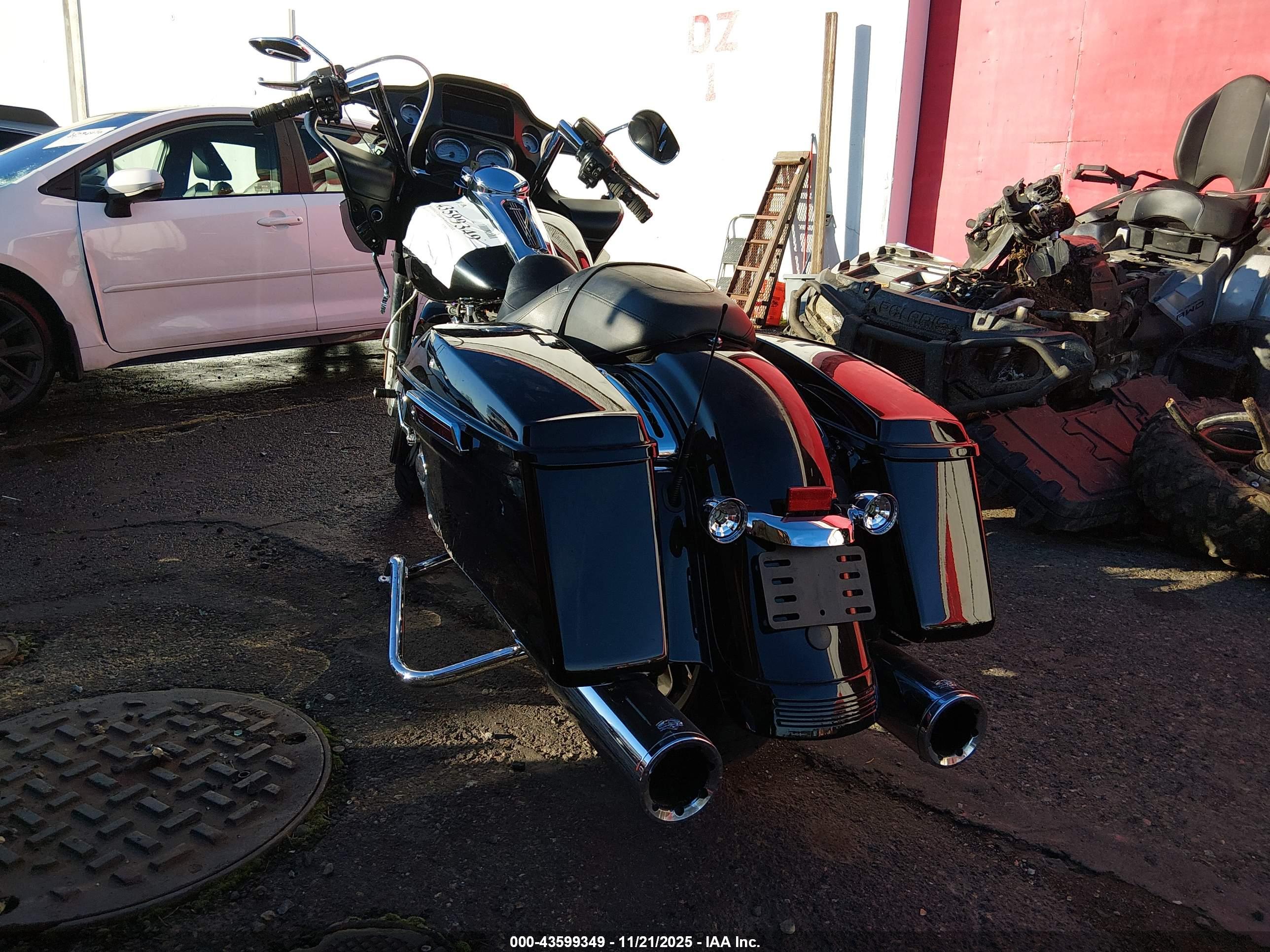 HARLEY-DAVIDSON FLTRX image 3