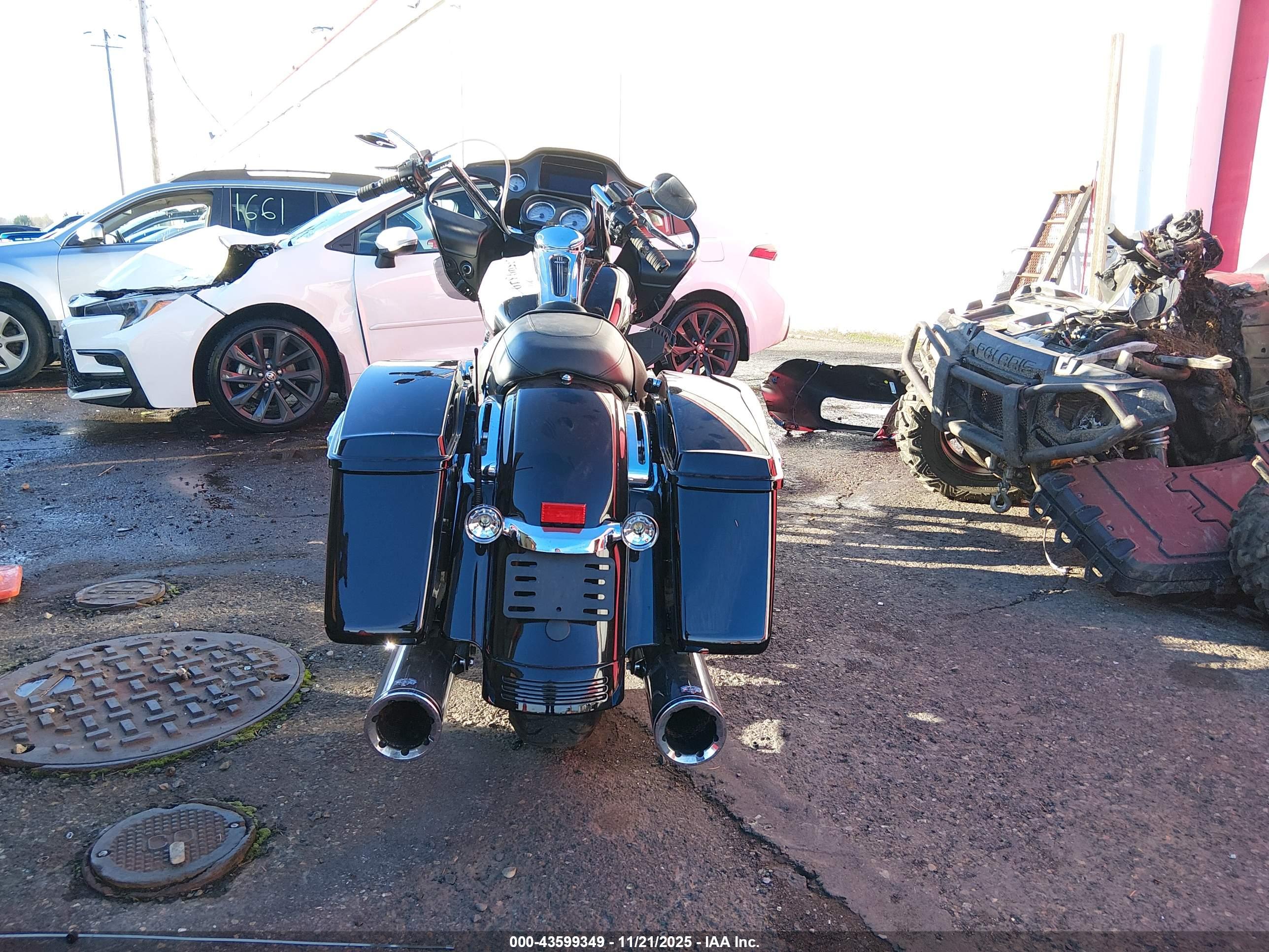 HARLEY-DAVIDSON FLTRX image 6
