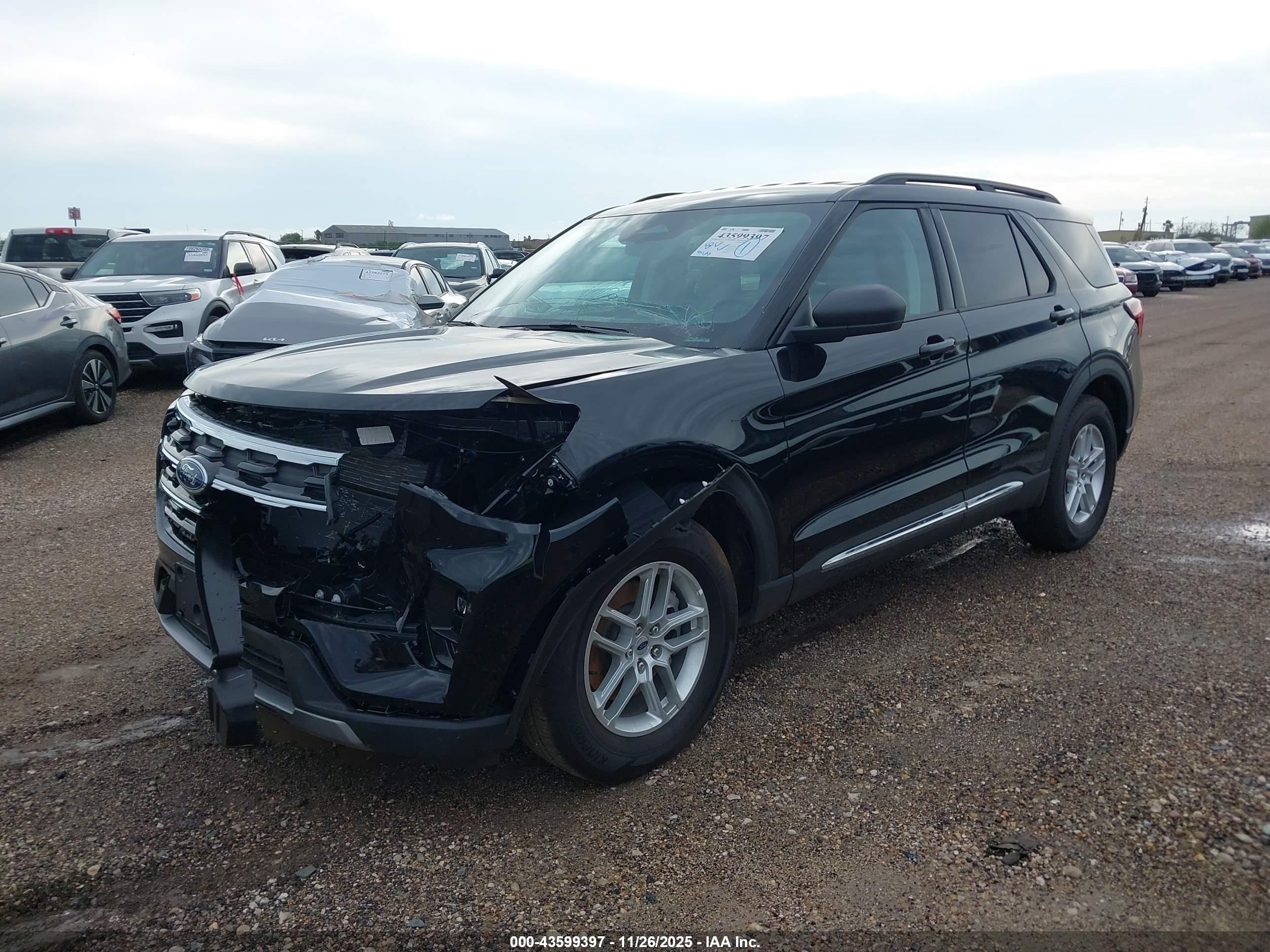 FORD EXPLORER image 2
