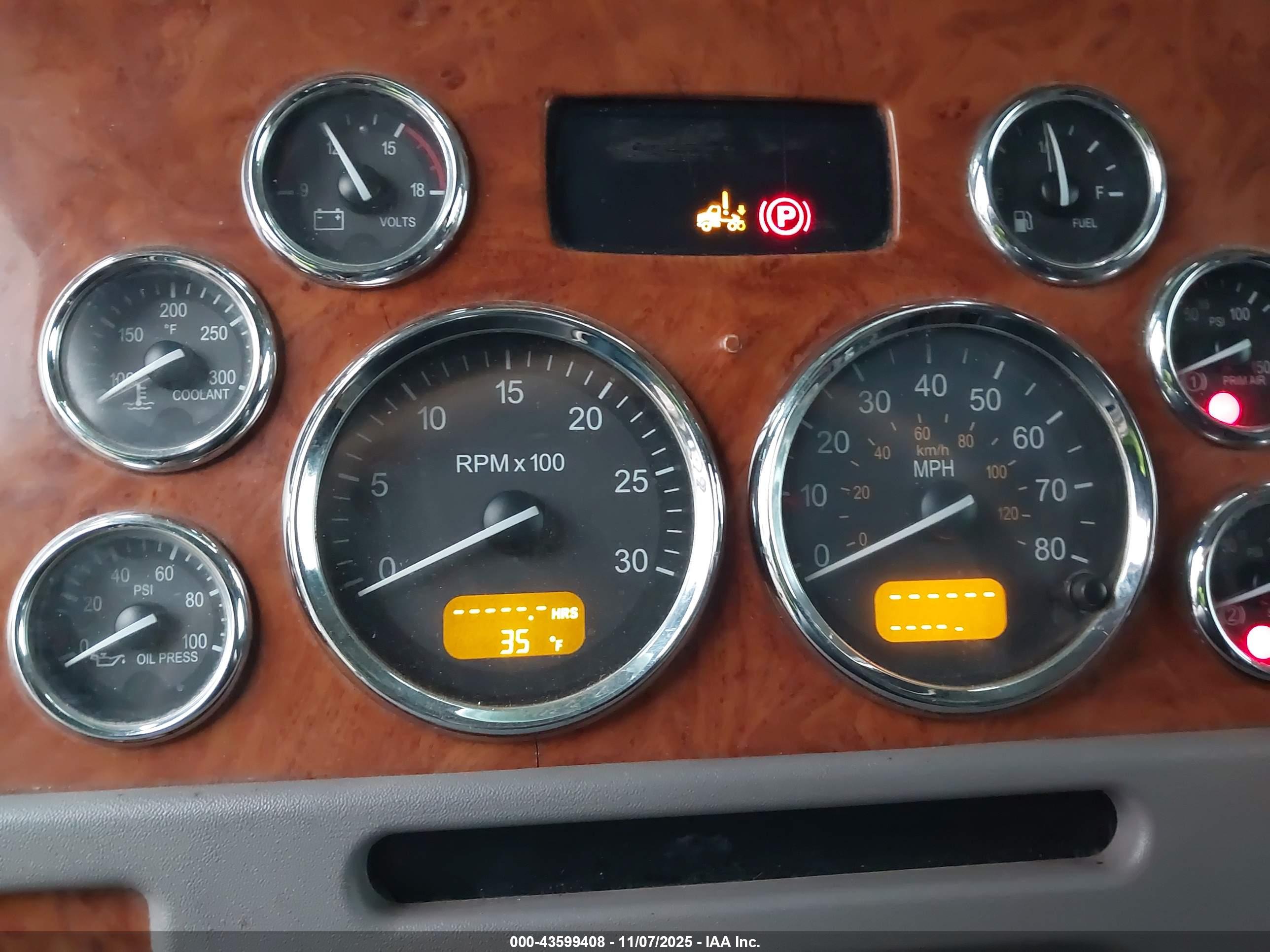 PETERBILT 379 image 6