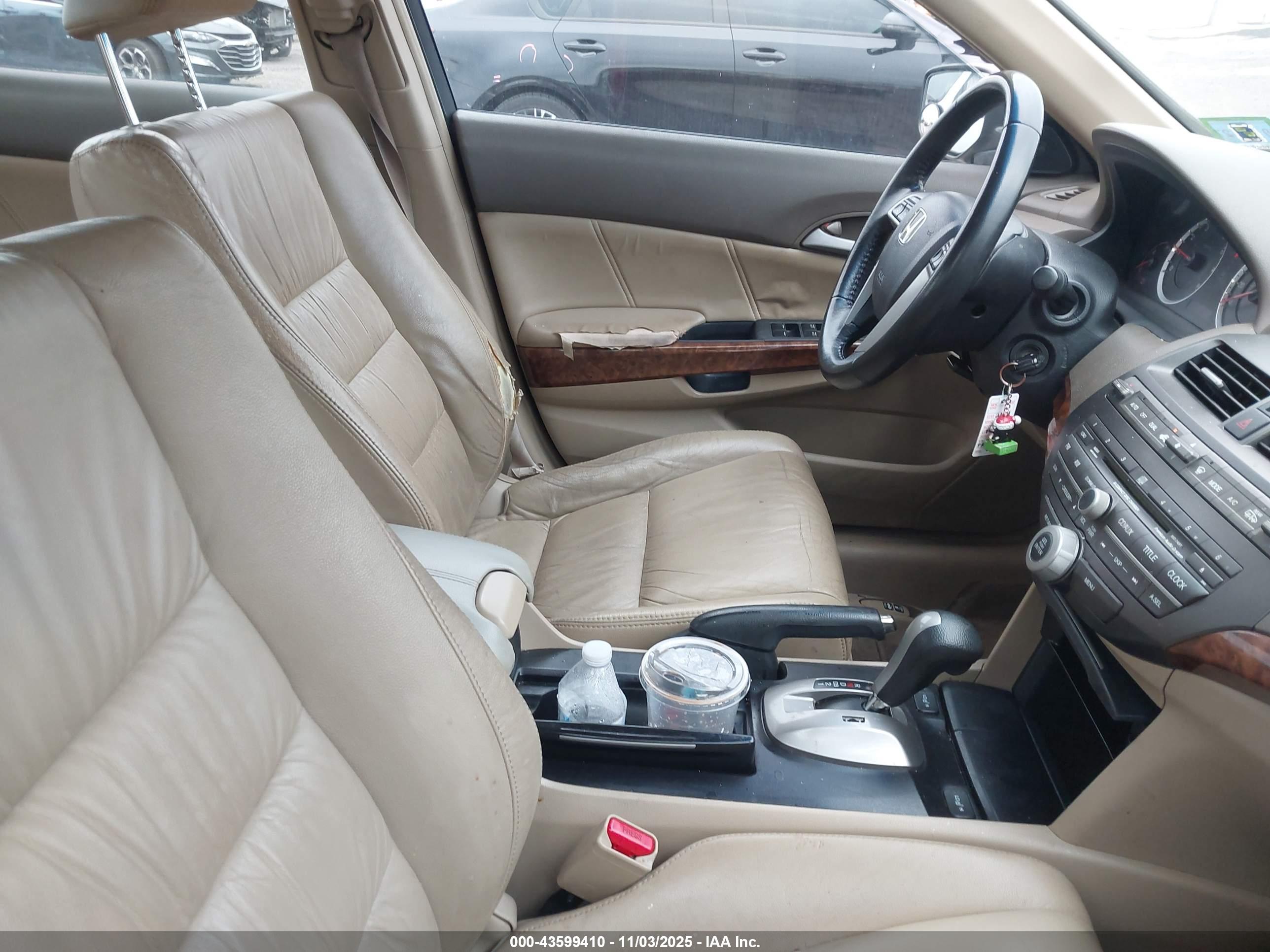 HONDA ACCORD image 5