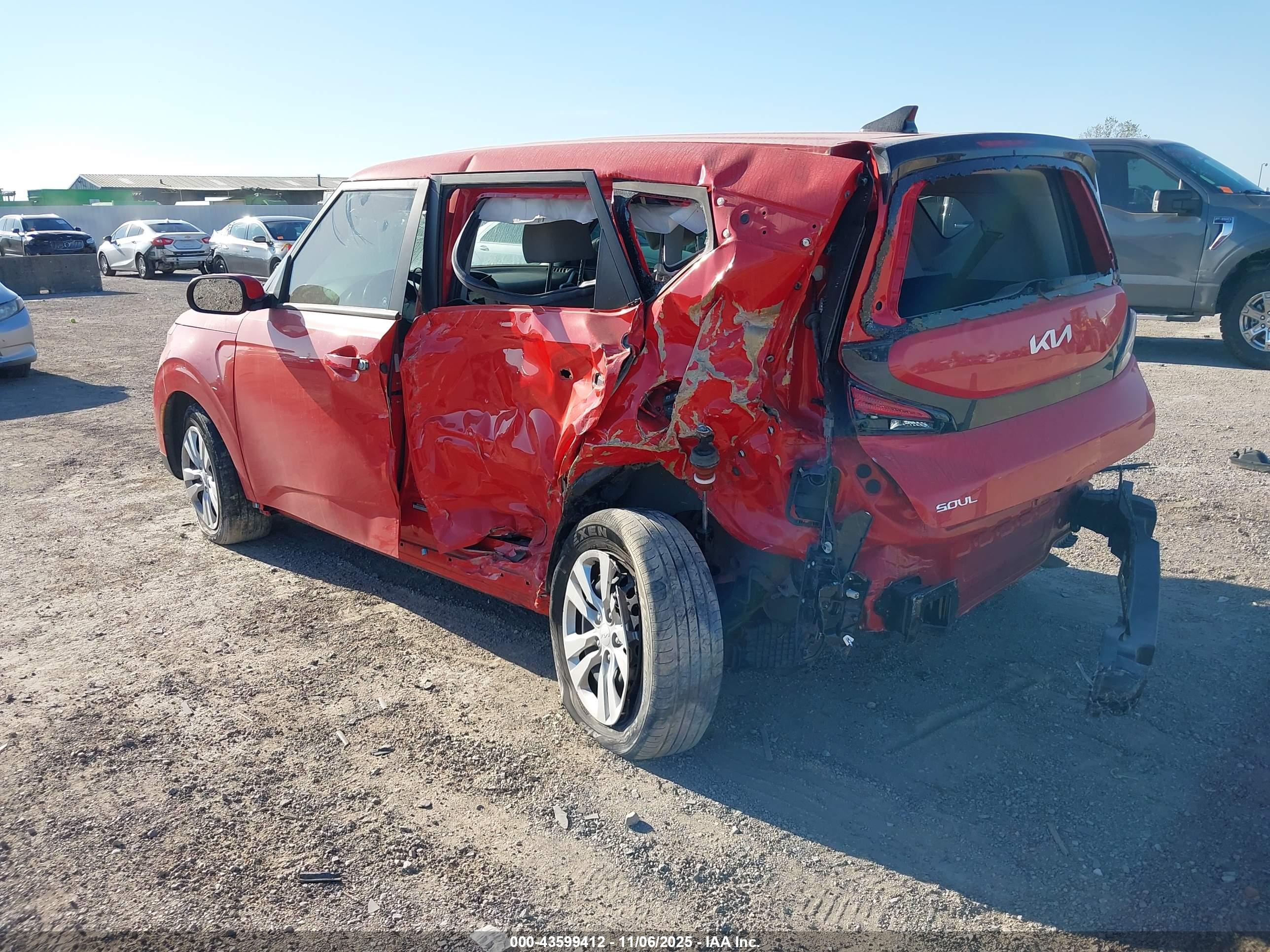 KIA SOUL image 3