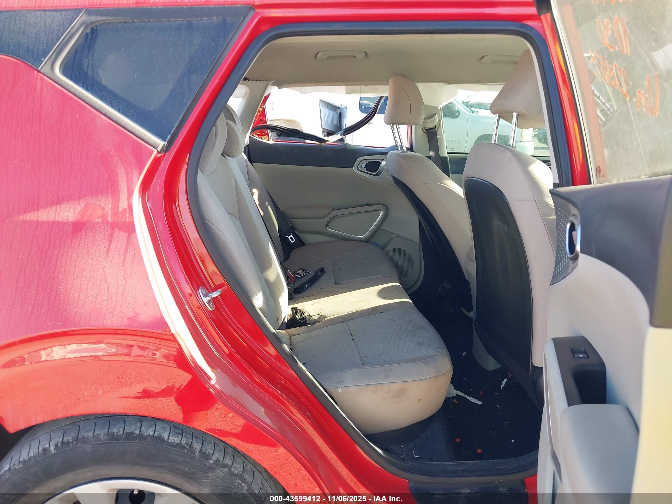 KIA SOUL image 8