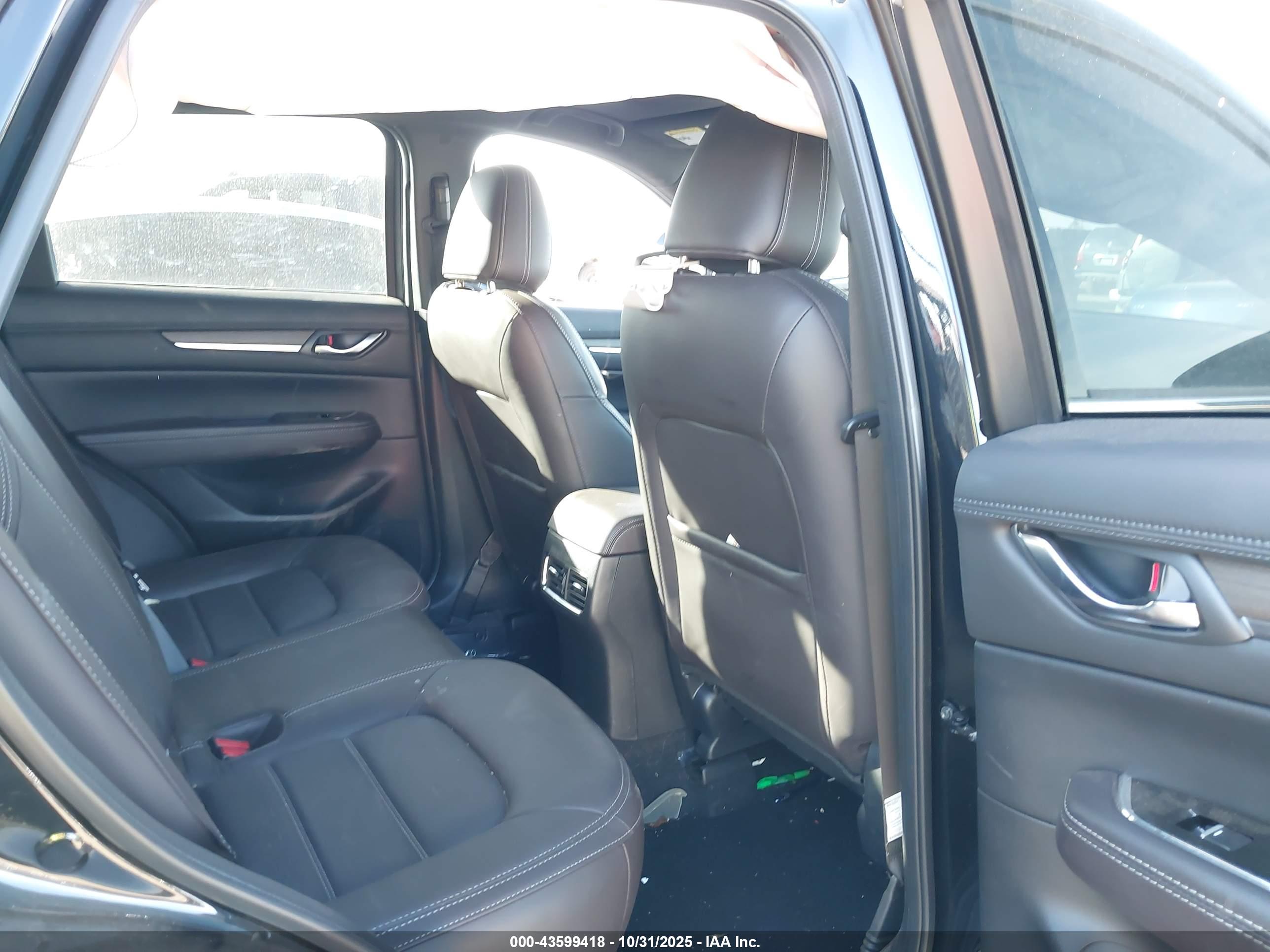 MAZDA CX-5 image 8