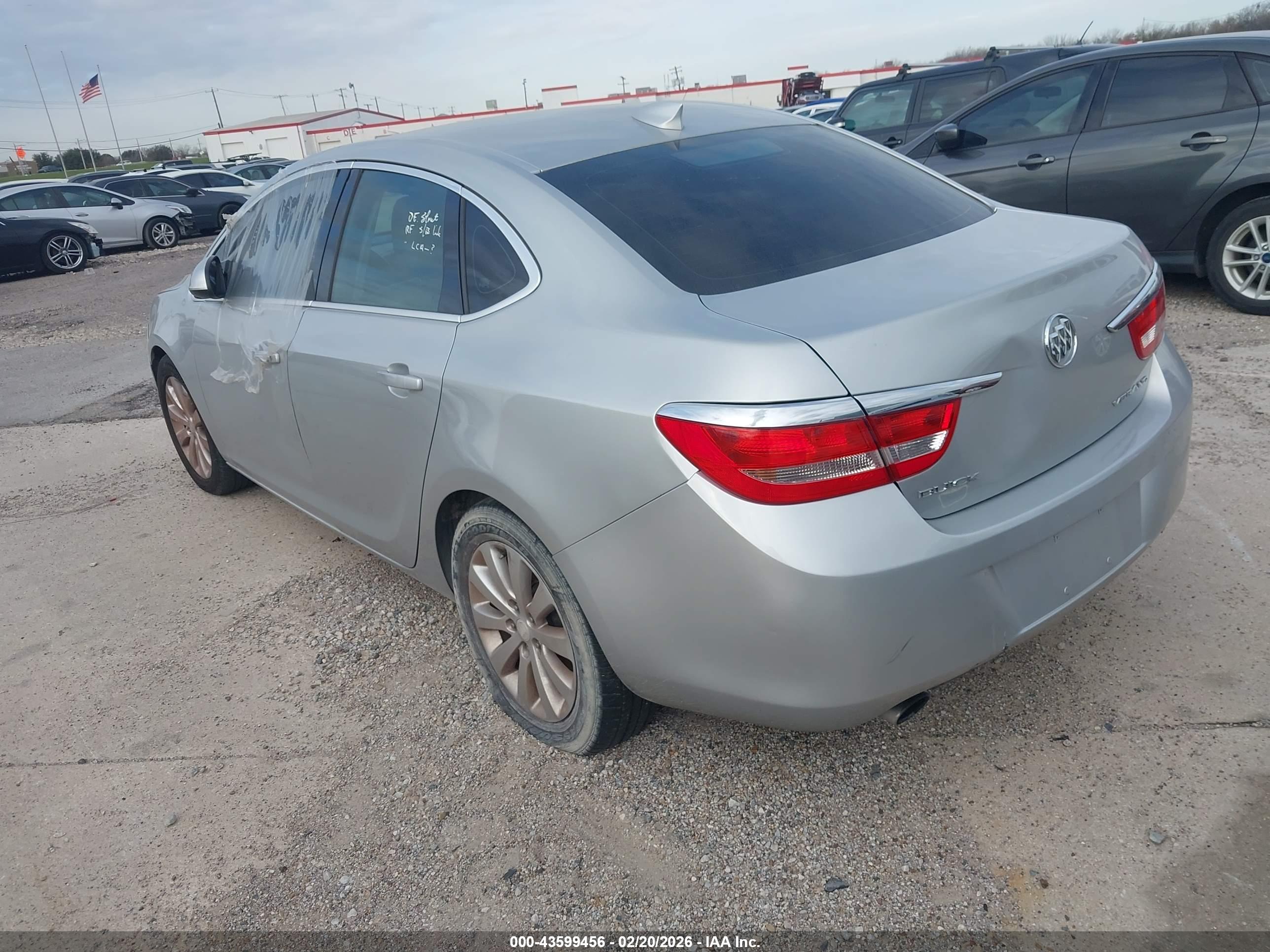 BUICK VERANO image 3