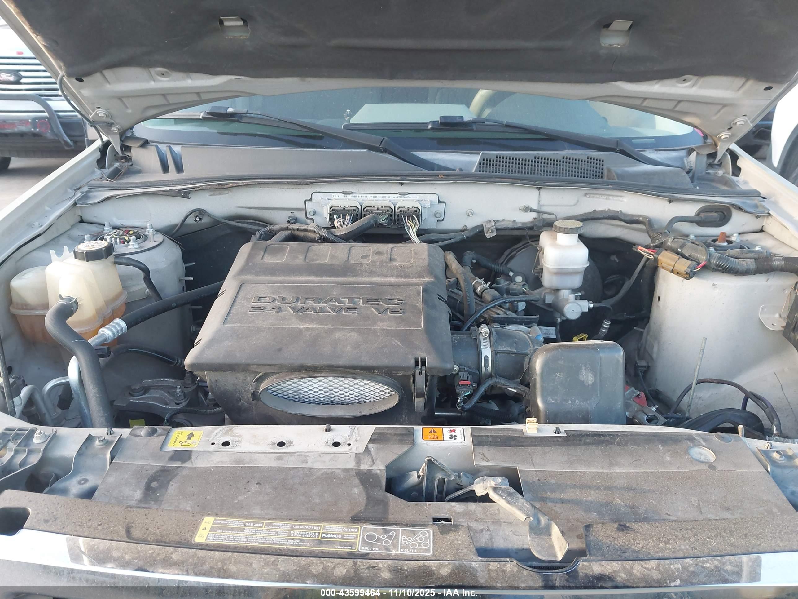 FORD ESCAPE image 10