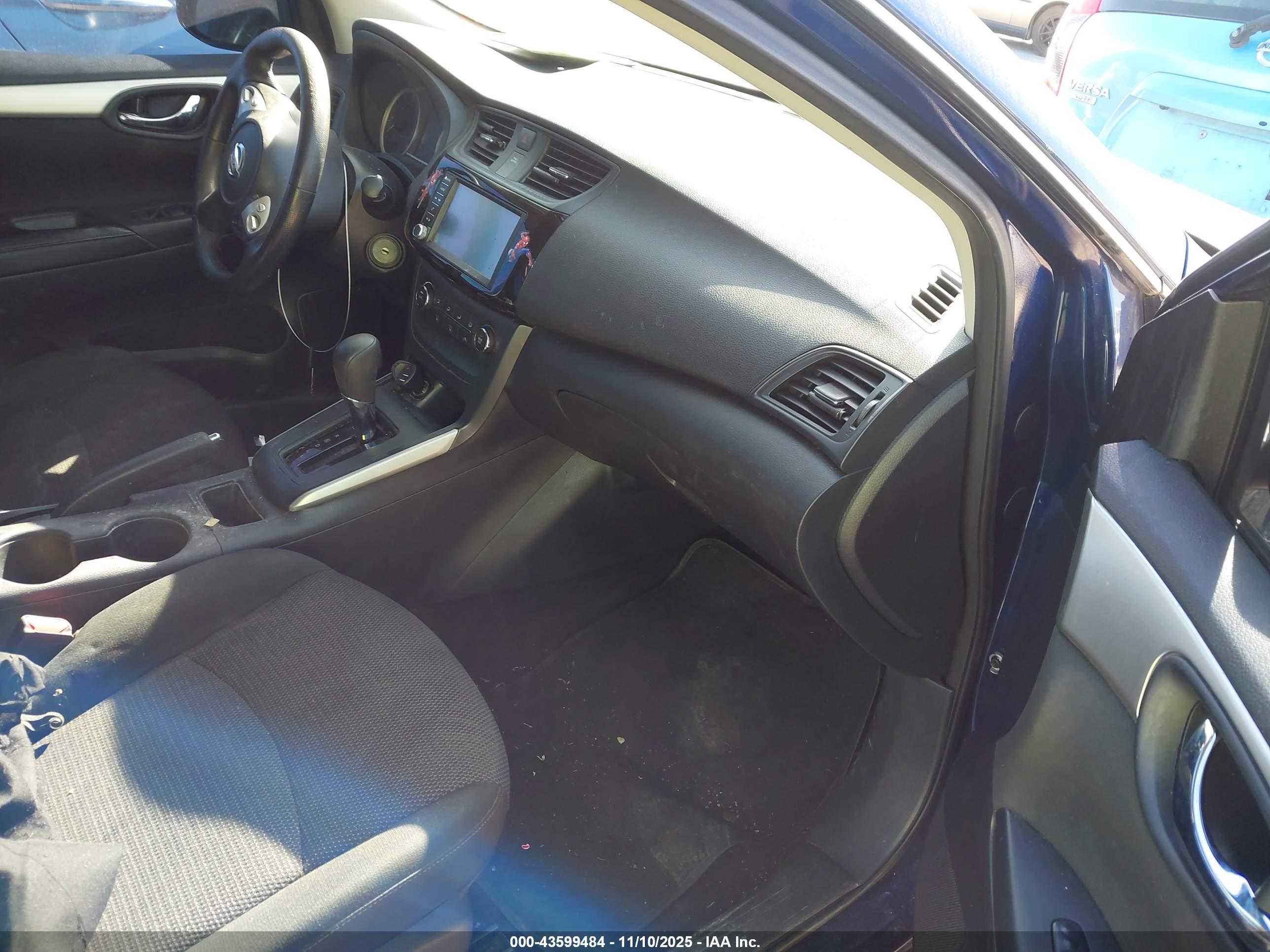 NISSAN SENTRA image 5