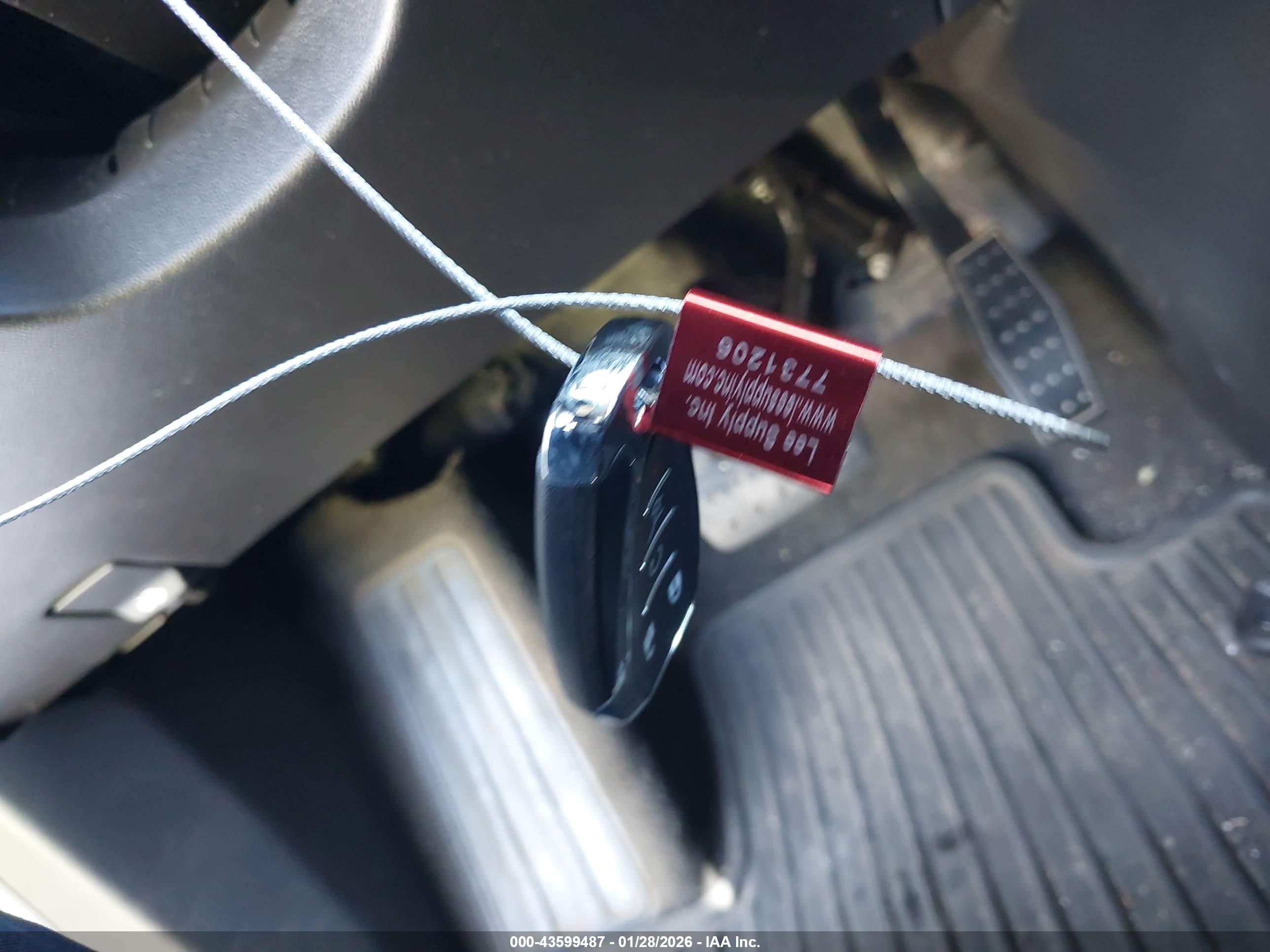 CHEVROLET TRAVERSE image 11
