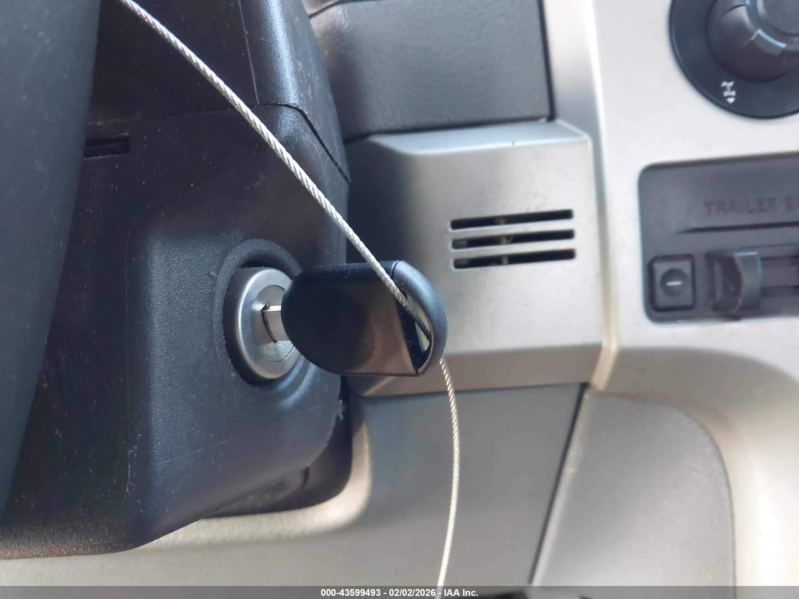 FORD F-150 image 11