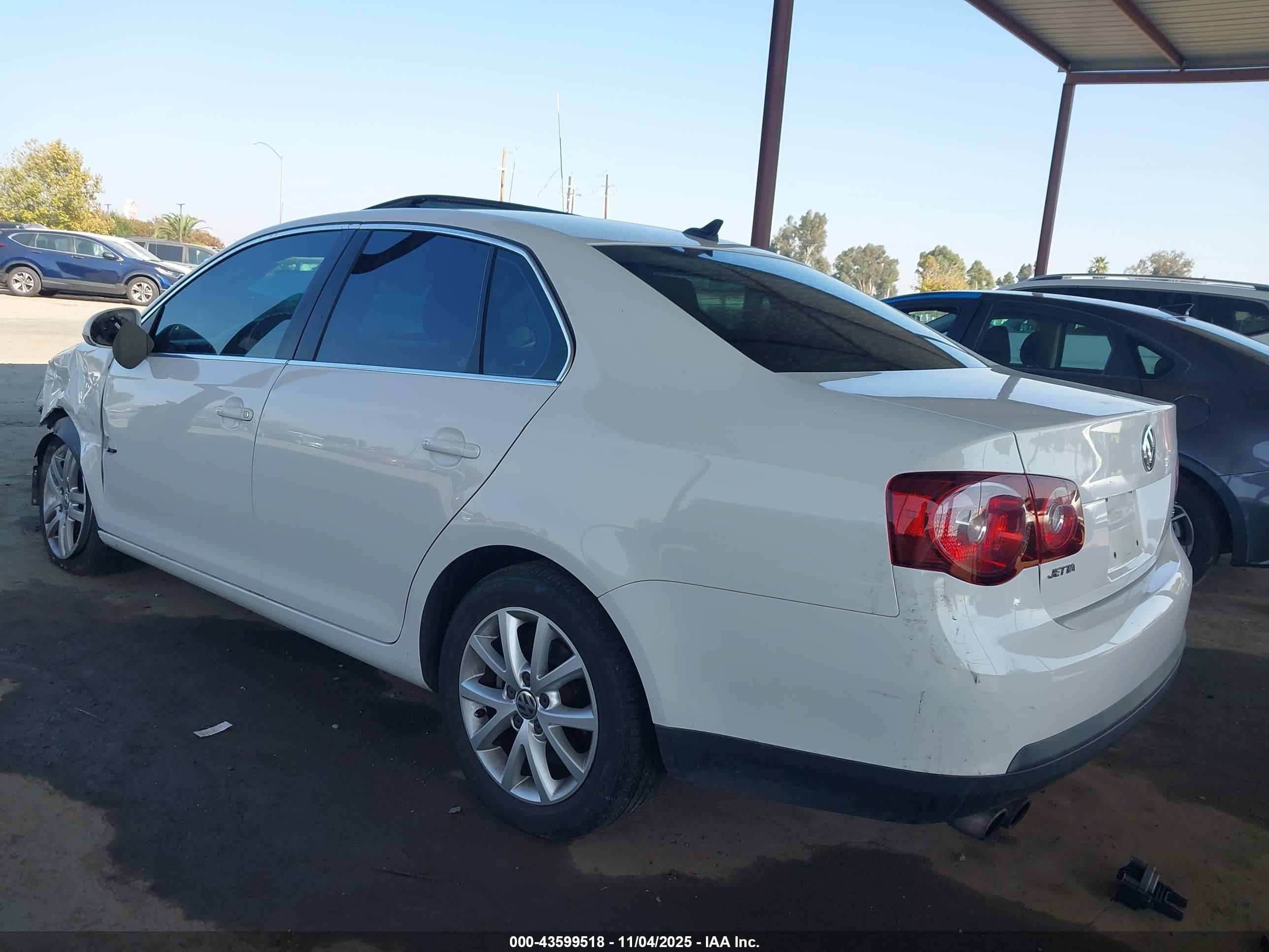 VOLKSWAGEN JETTA image 3