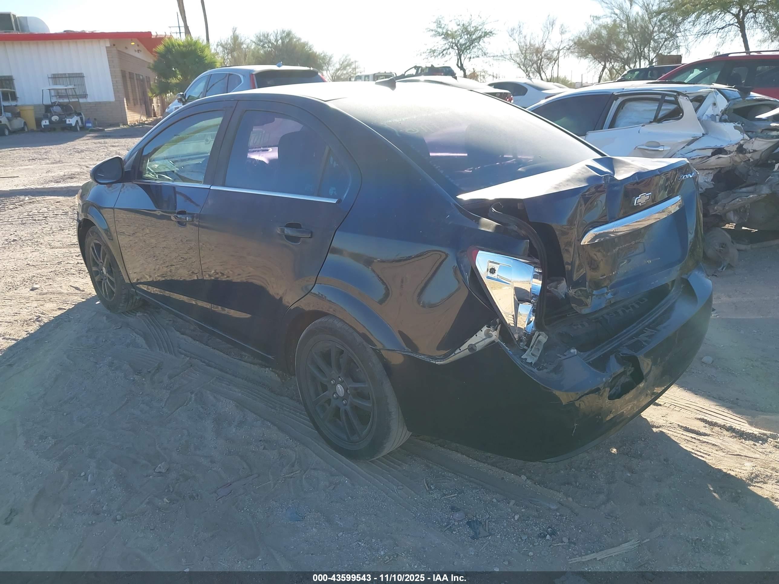 CHEVROLET SONIC image 6