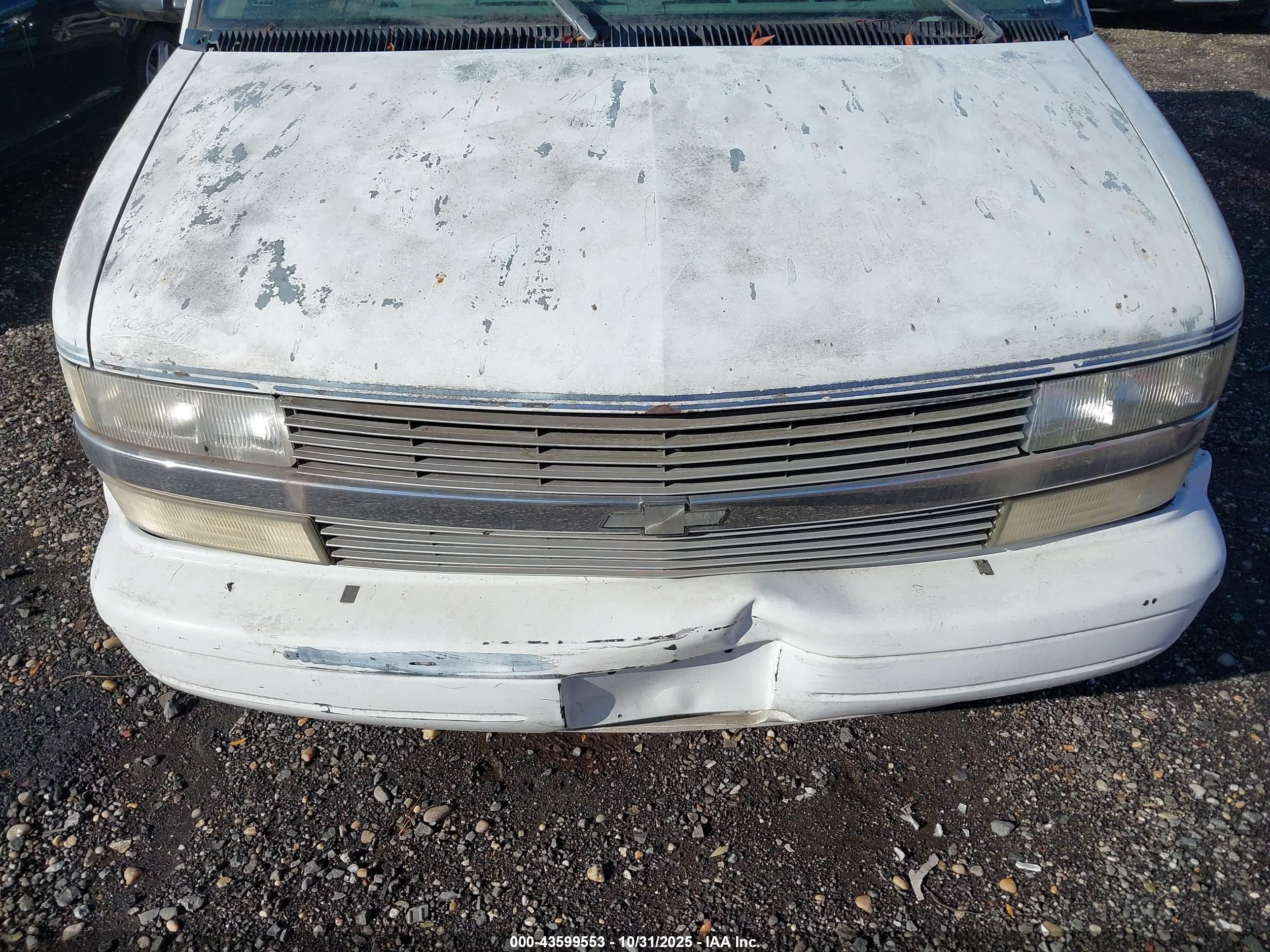 CHEVROLET ASTRO image 10