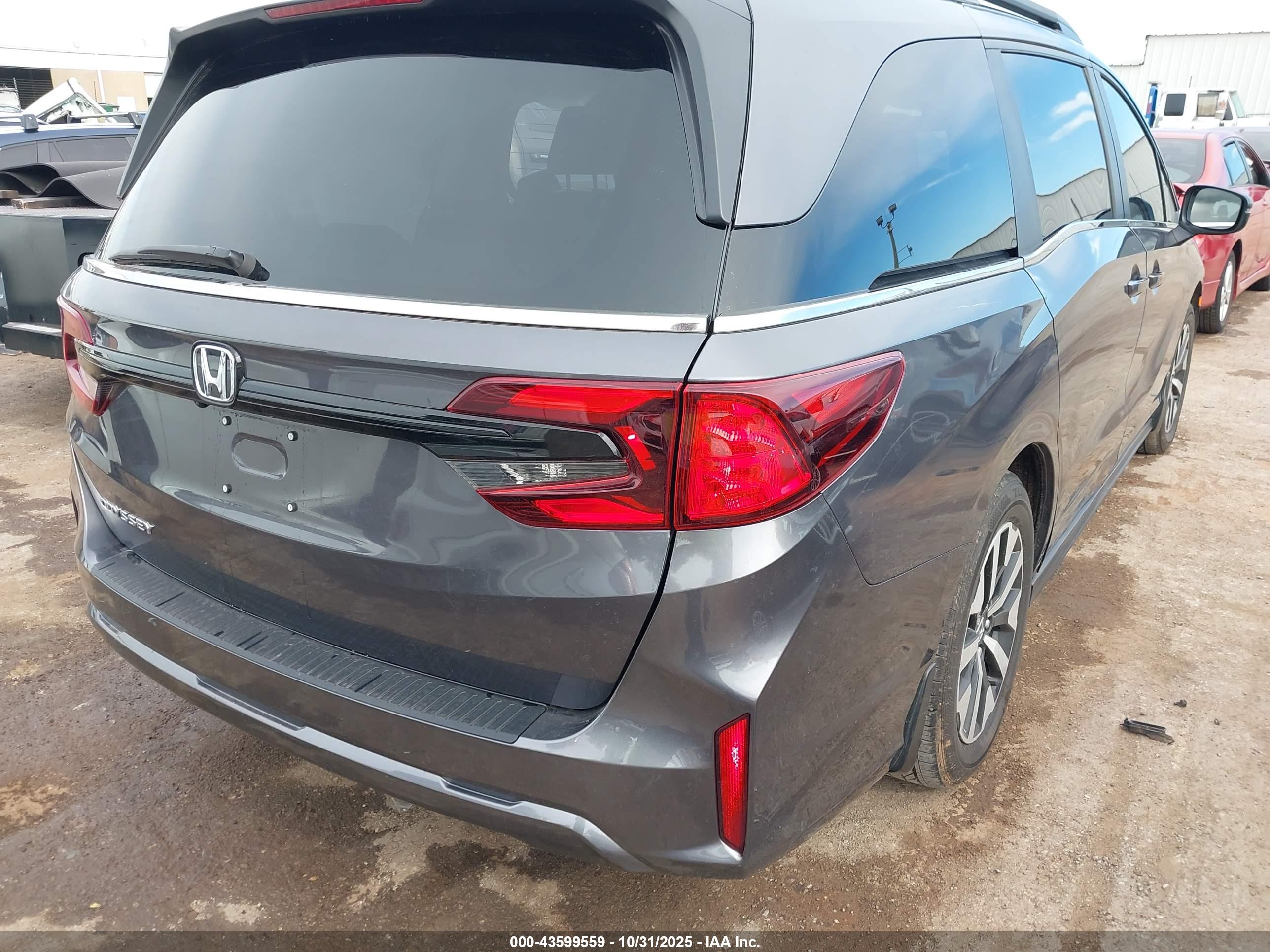 HONDA ODYSSEY image 4