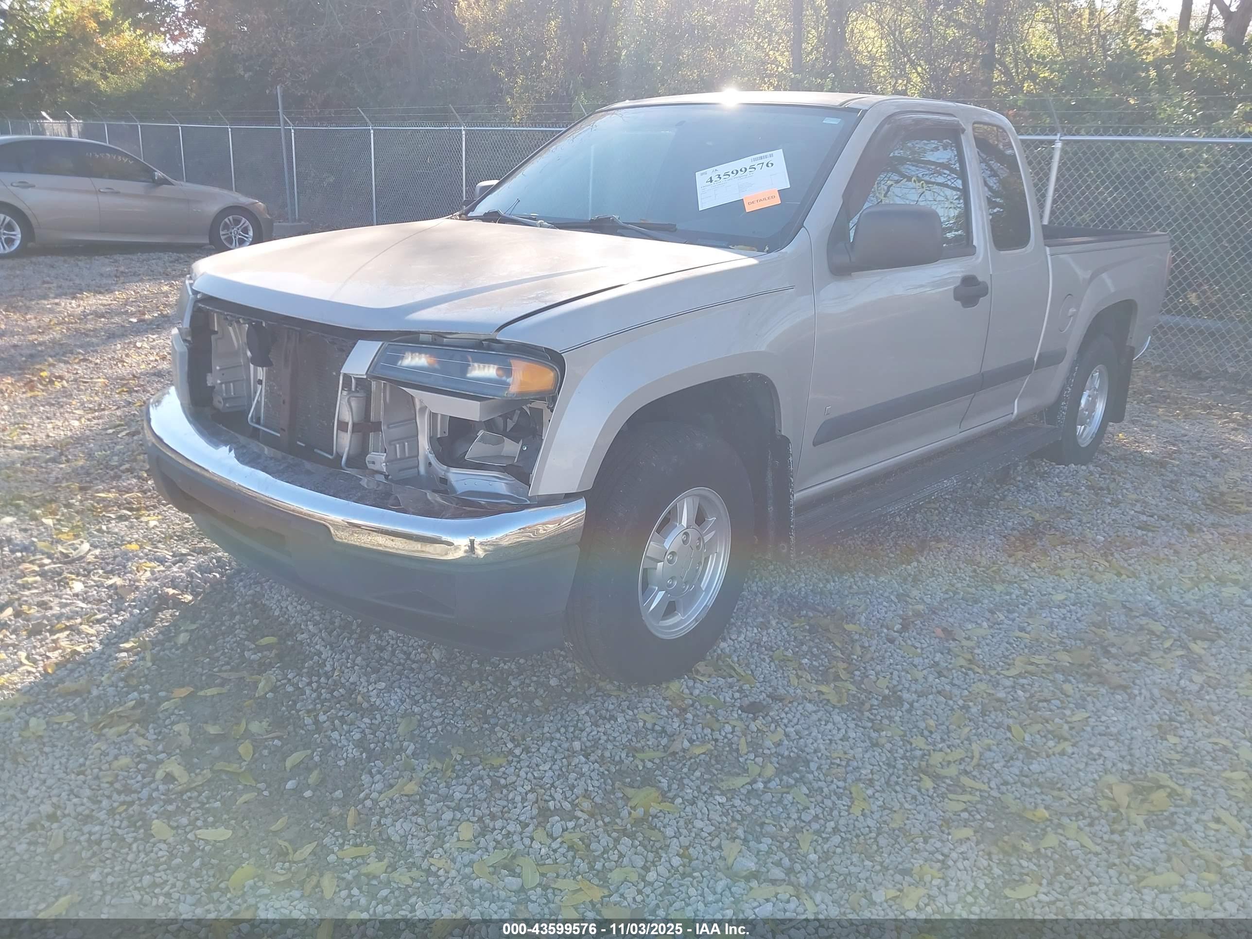 CHEVROLET COLORADO image 2