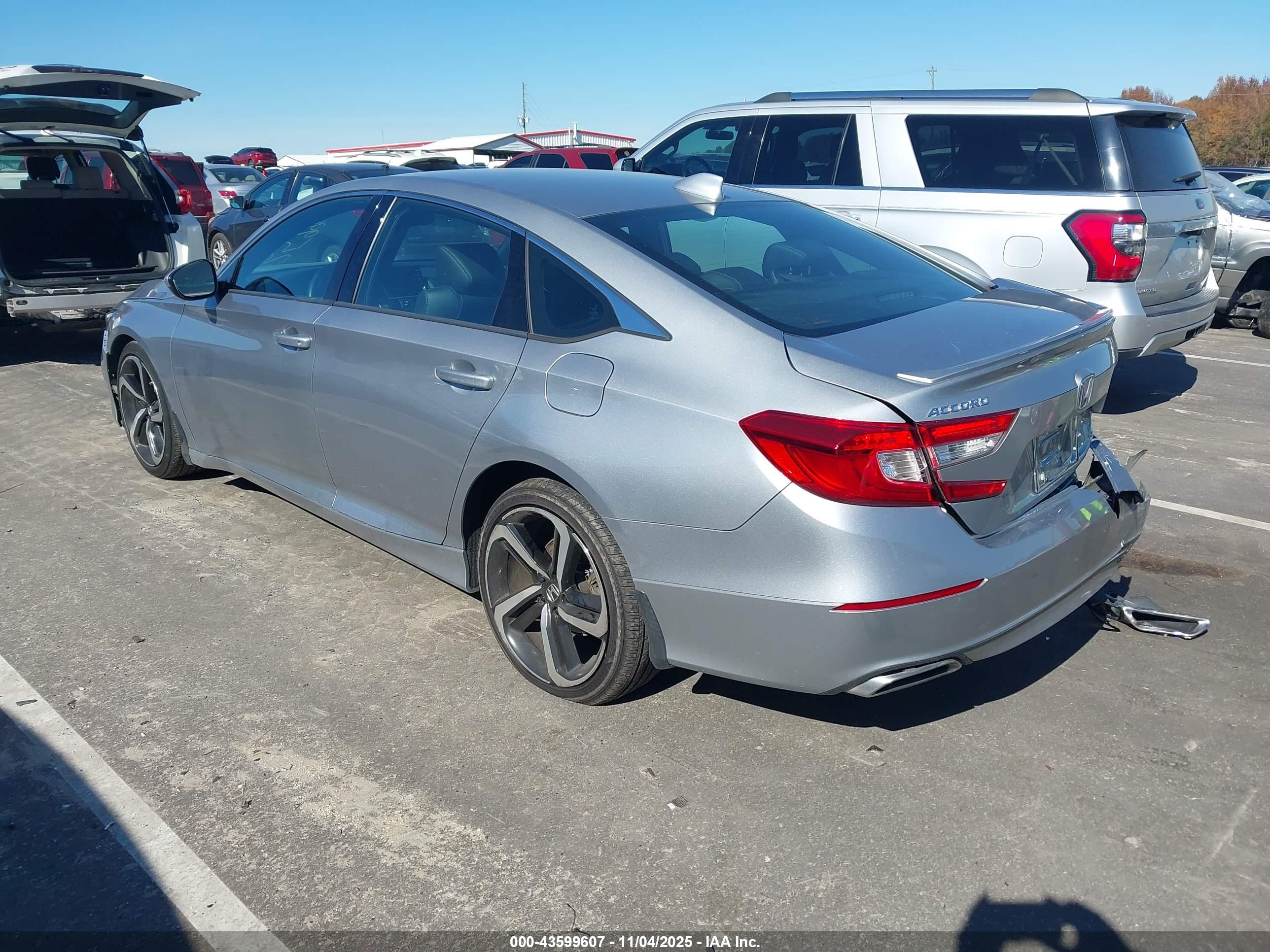 HONDA ACCORD image 3